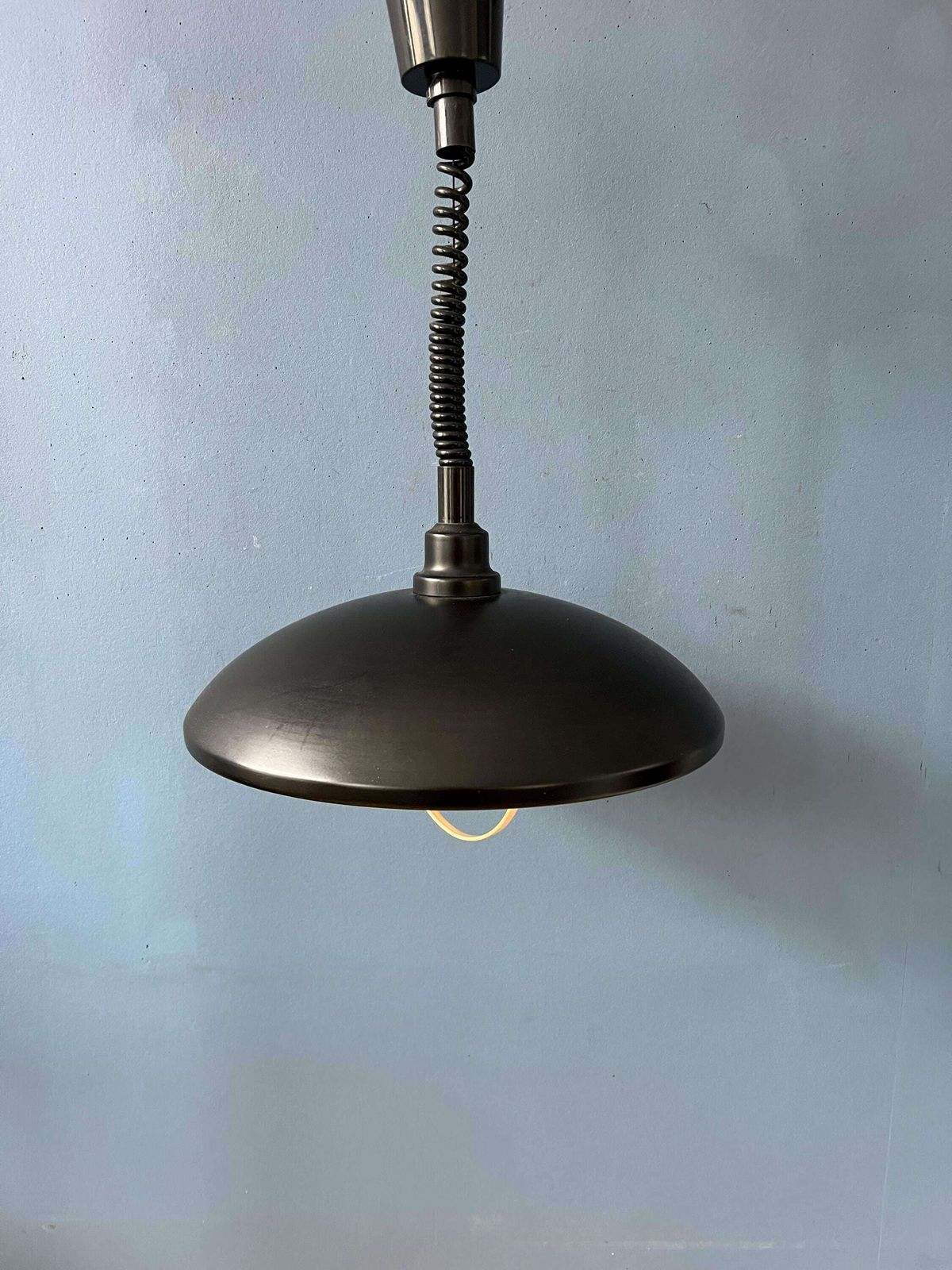 Oval Black Mid Century Metal Mid Century Pendant Lamp photo vinterior