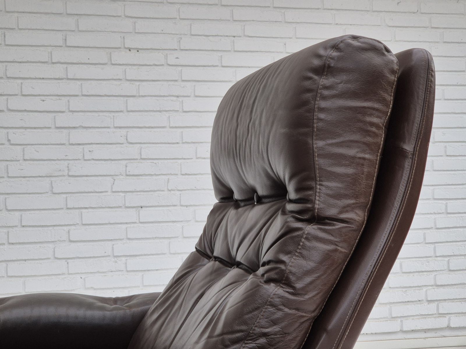 photo buy 1970s, Danish Swivel Chair, Original Condition, Brown Furniture Leather.