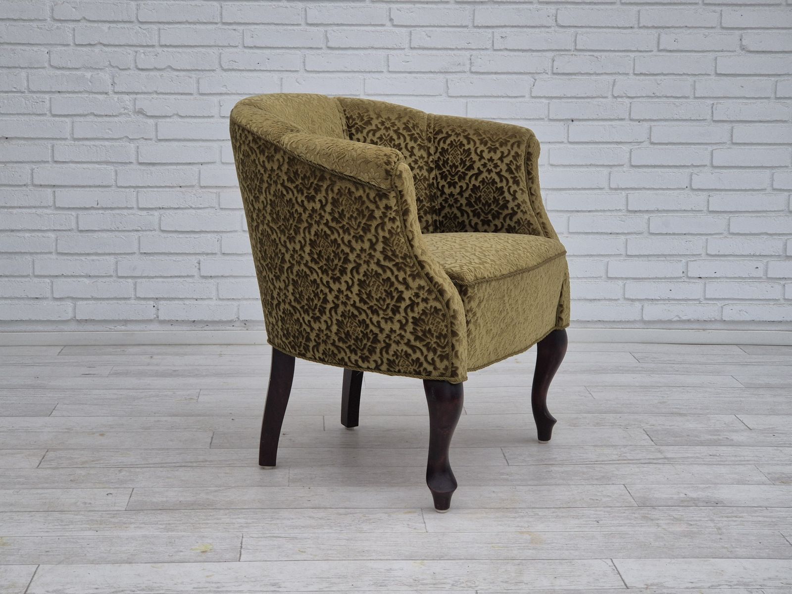 Ca. Jaren 1950, Deense Lounge Chair, Opnieuw Bekleed, Groen Meubelstof. photo furniture