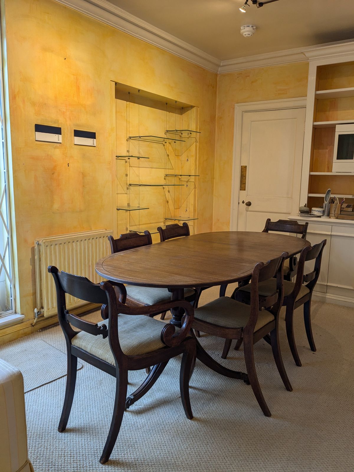 George IV Mahogany Expandable Table & 6 Chairs