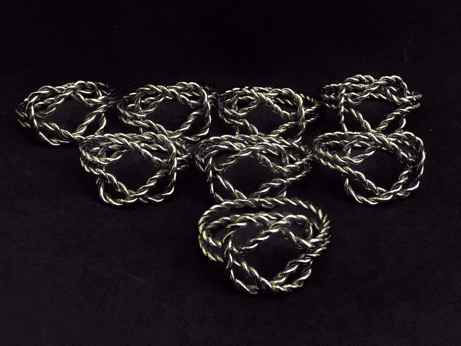 Vintage Servetringen Met Gevlochten Ketting En Strikdecor, Verzilverd Metaal, Frankrijk, 8 Stuks, Jaren 1960 photo buy