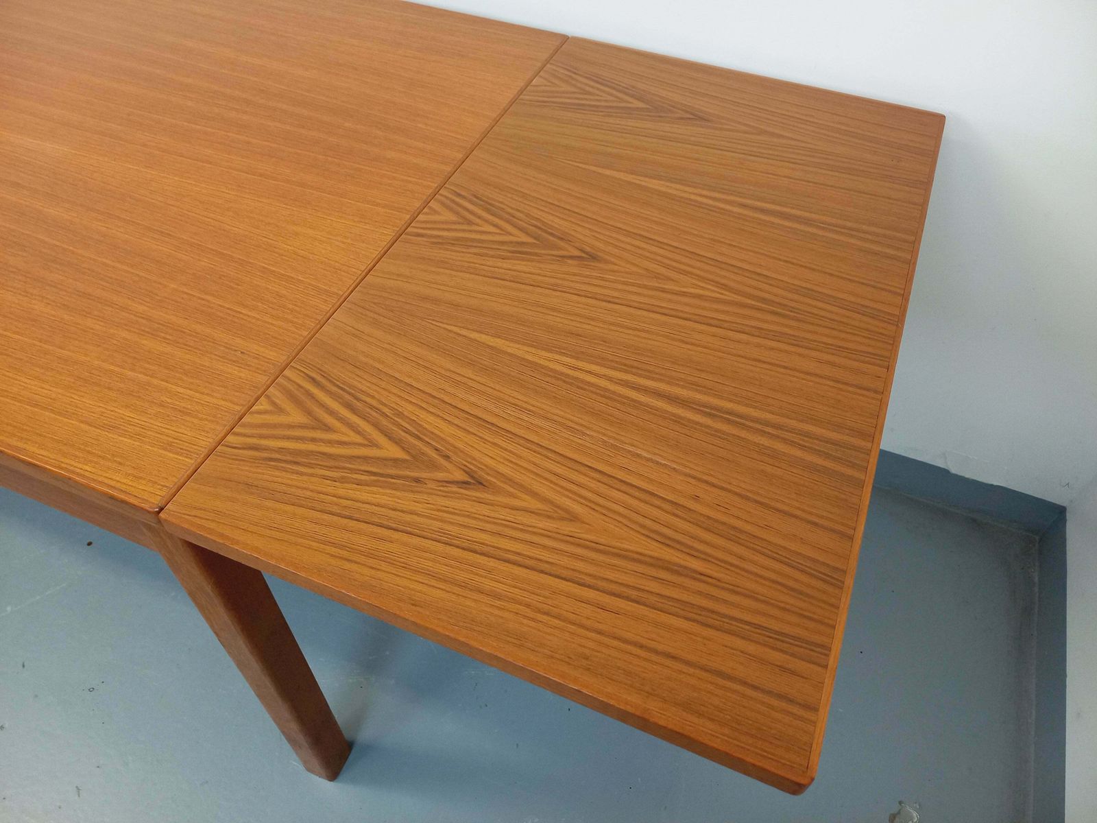 photo vinterior Table scandinave rectangulaire en teck
