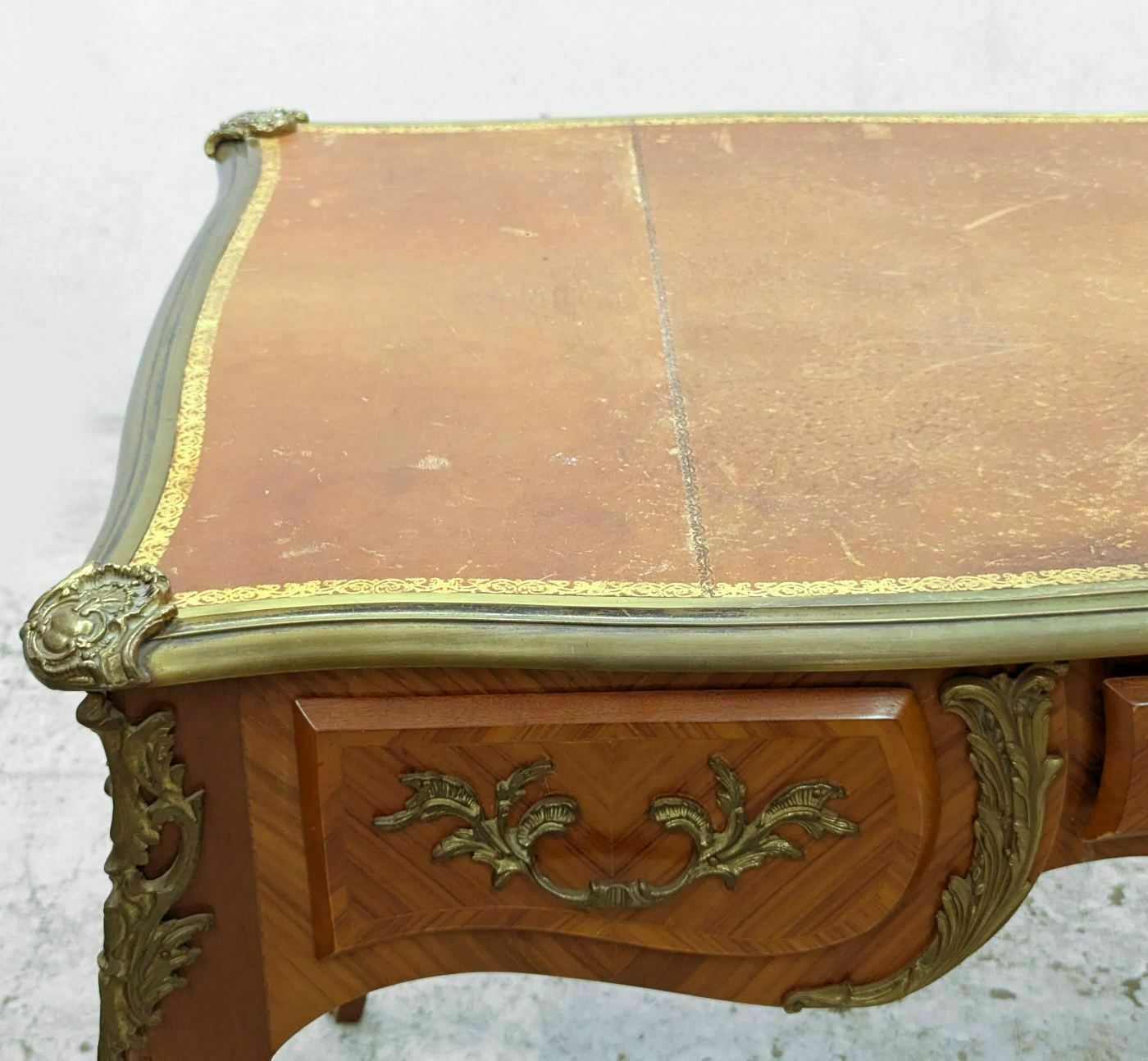 Small Louis XV Style Ladies' Desk With Leather Top photo vinterior