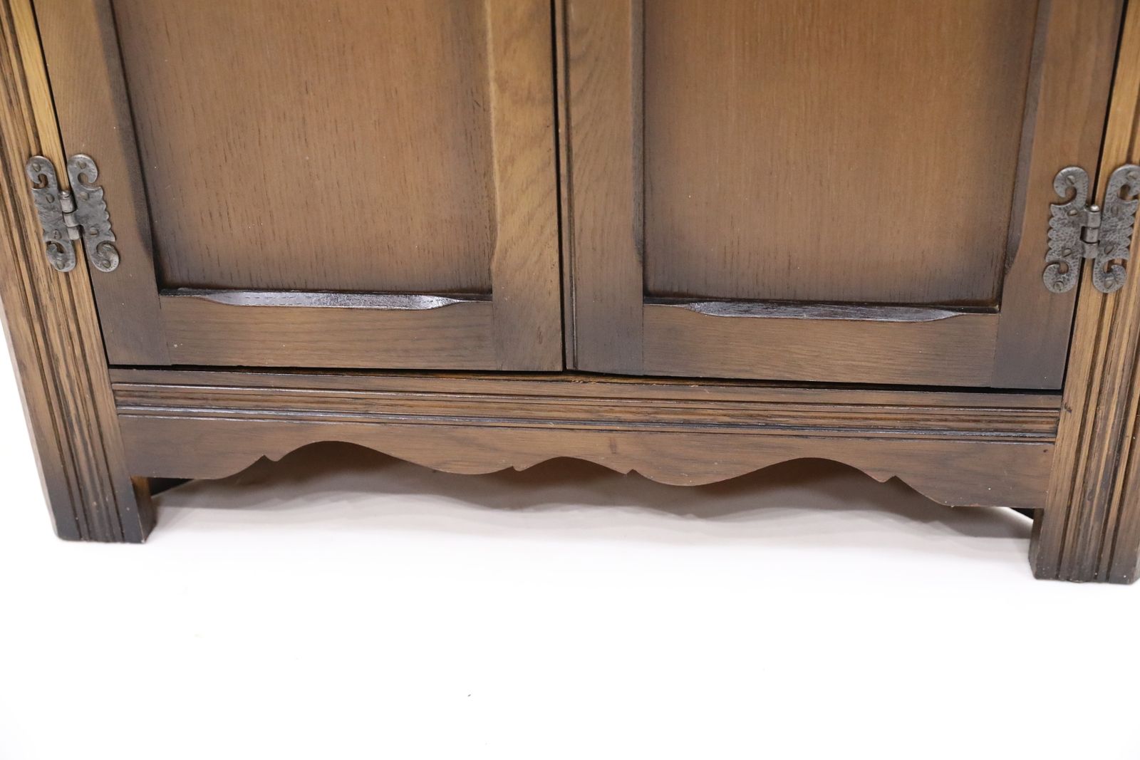 photo vinterior Old Charm Corner Display Cabinet With Leaded Glass Light Oak Free Uk Delivery*
