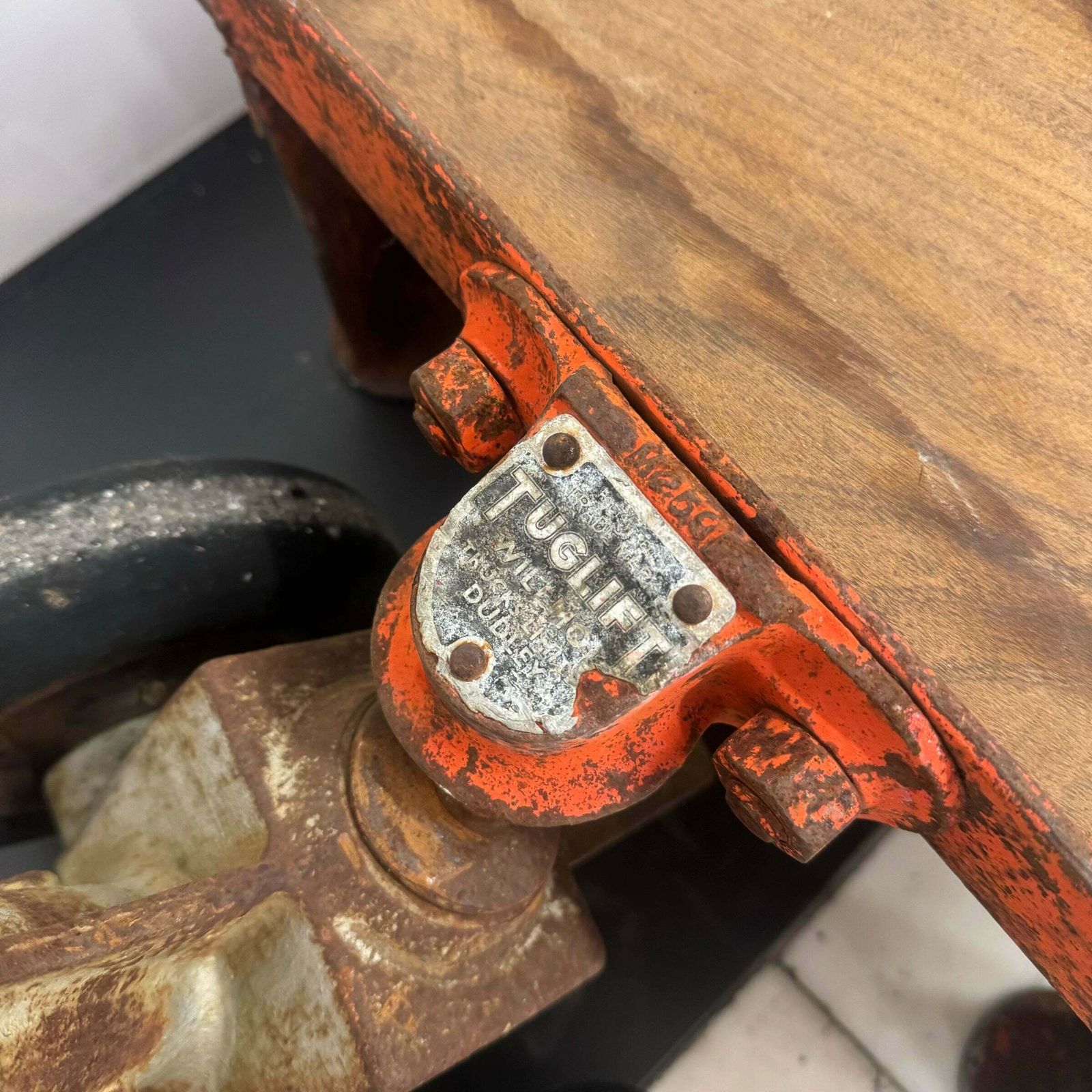 Antique Wooden Tuglift Trolley photo vinterior