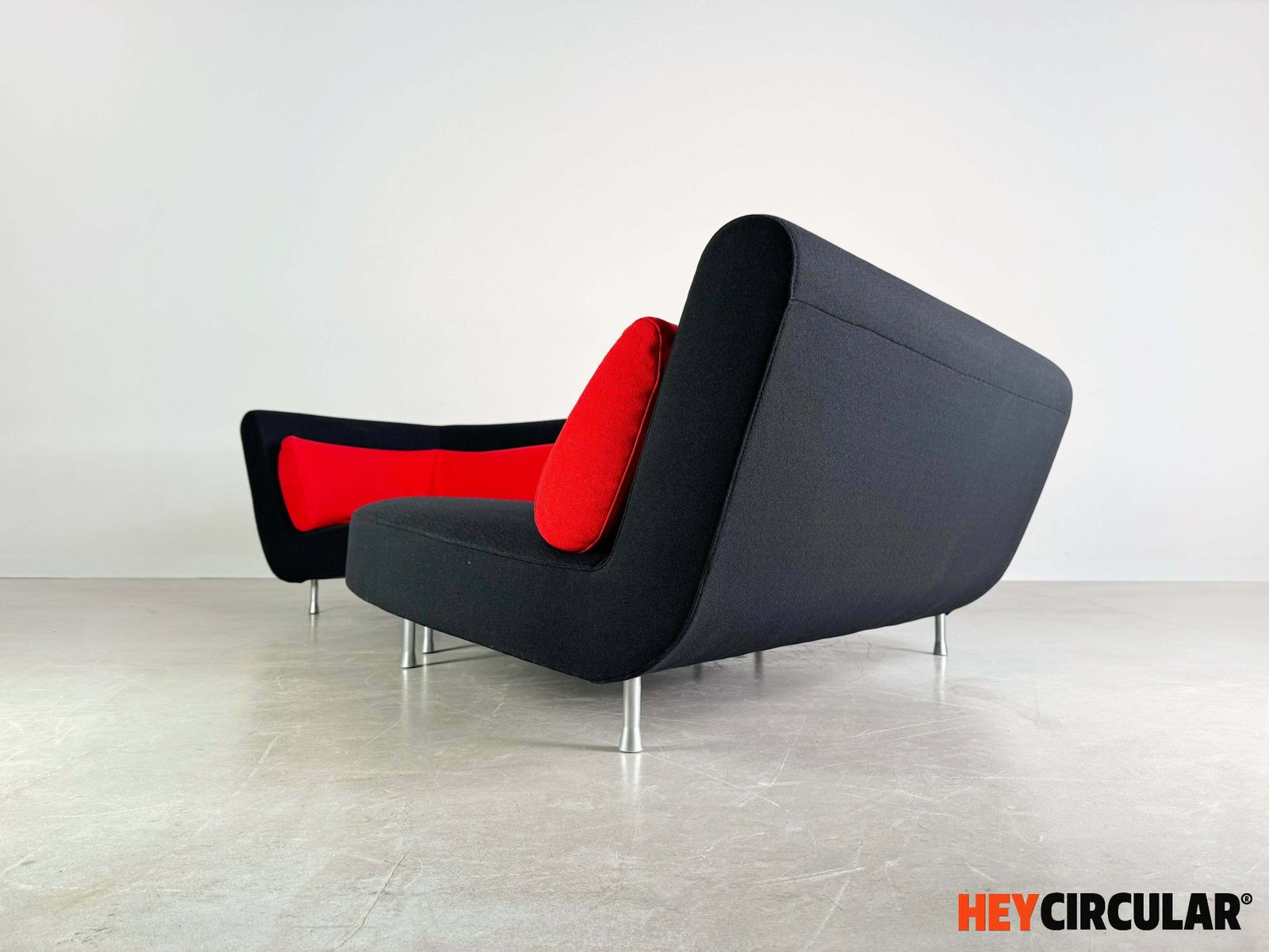 photo furniture Original Ligne Roset Sofa Yang Couch François Bauchet Kvadrat Black