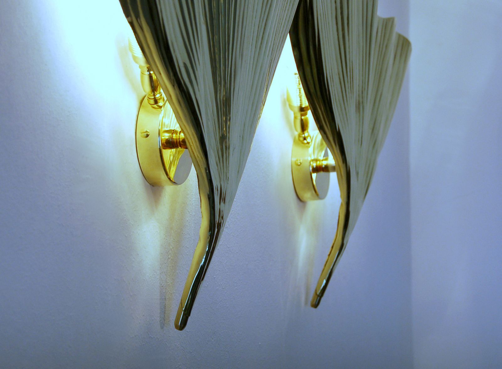 Pair Of Wall Lamp Art. A 018 Leaf   Brass   Bottega Gadda Milano photo for sale