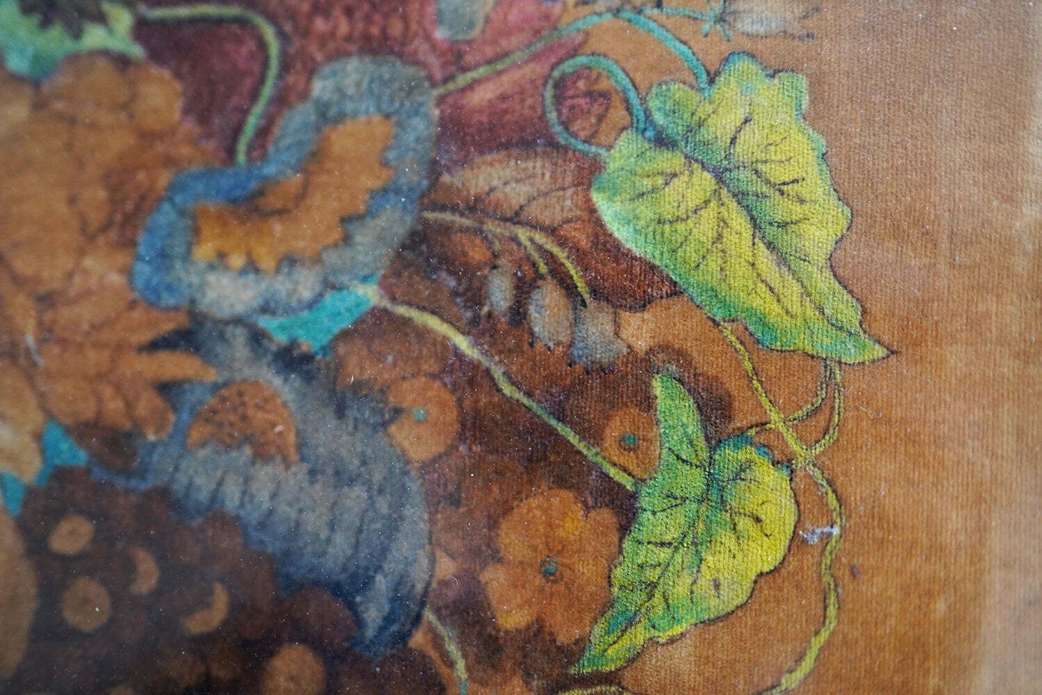 A Mid 19thc Victorian Period Floral Still Life Velvet Painting C.1850 photo vinterior