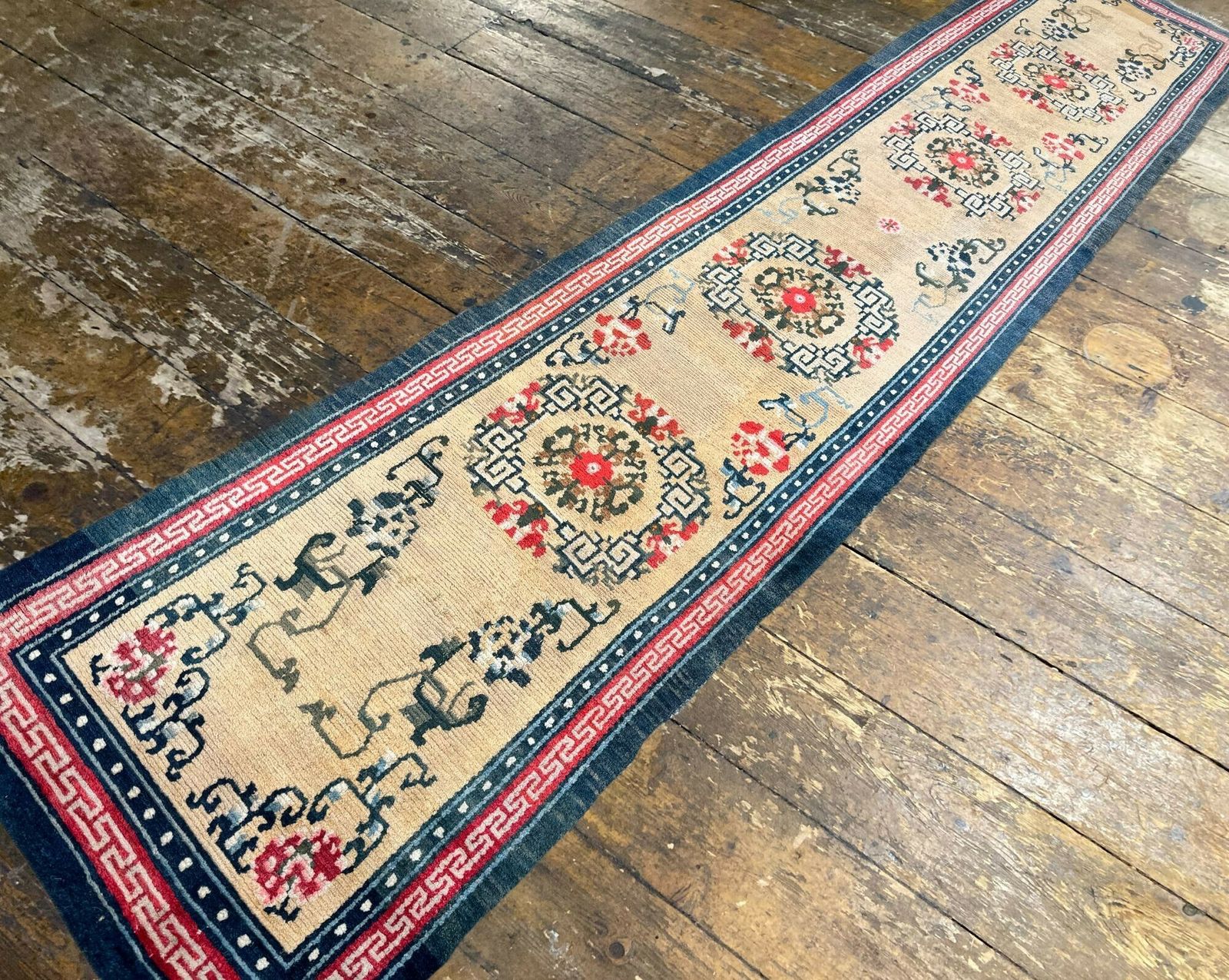 Antique Tibetan Runner 4.03m X 0.81m photo vinterior