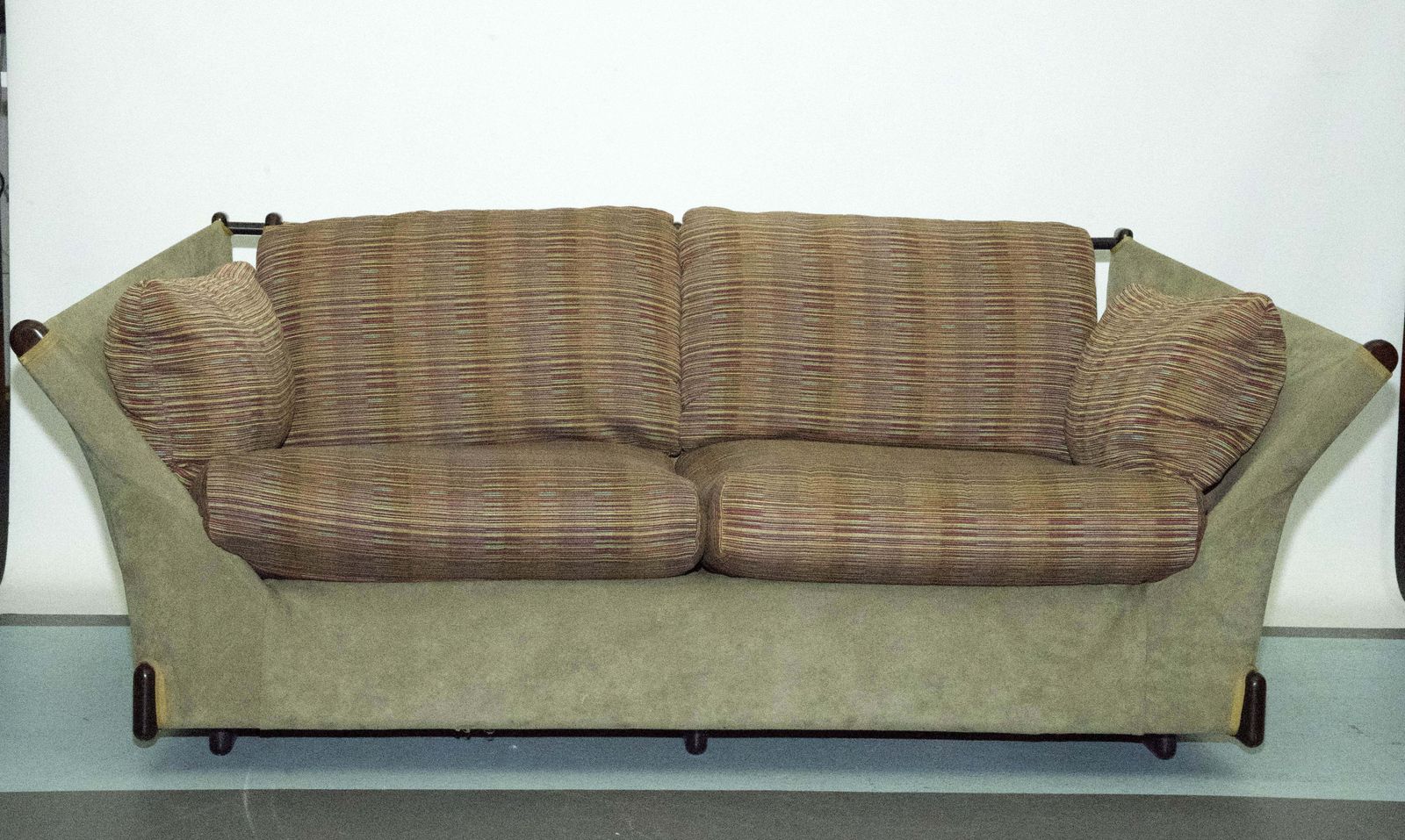 Rare Italian Love Seat, Model Violoncello, Designed By Piero De Martini For Cassina, Italy, 1970s. photo vinterior