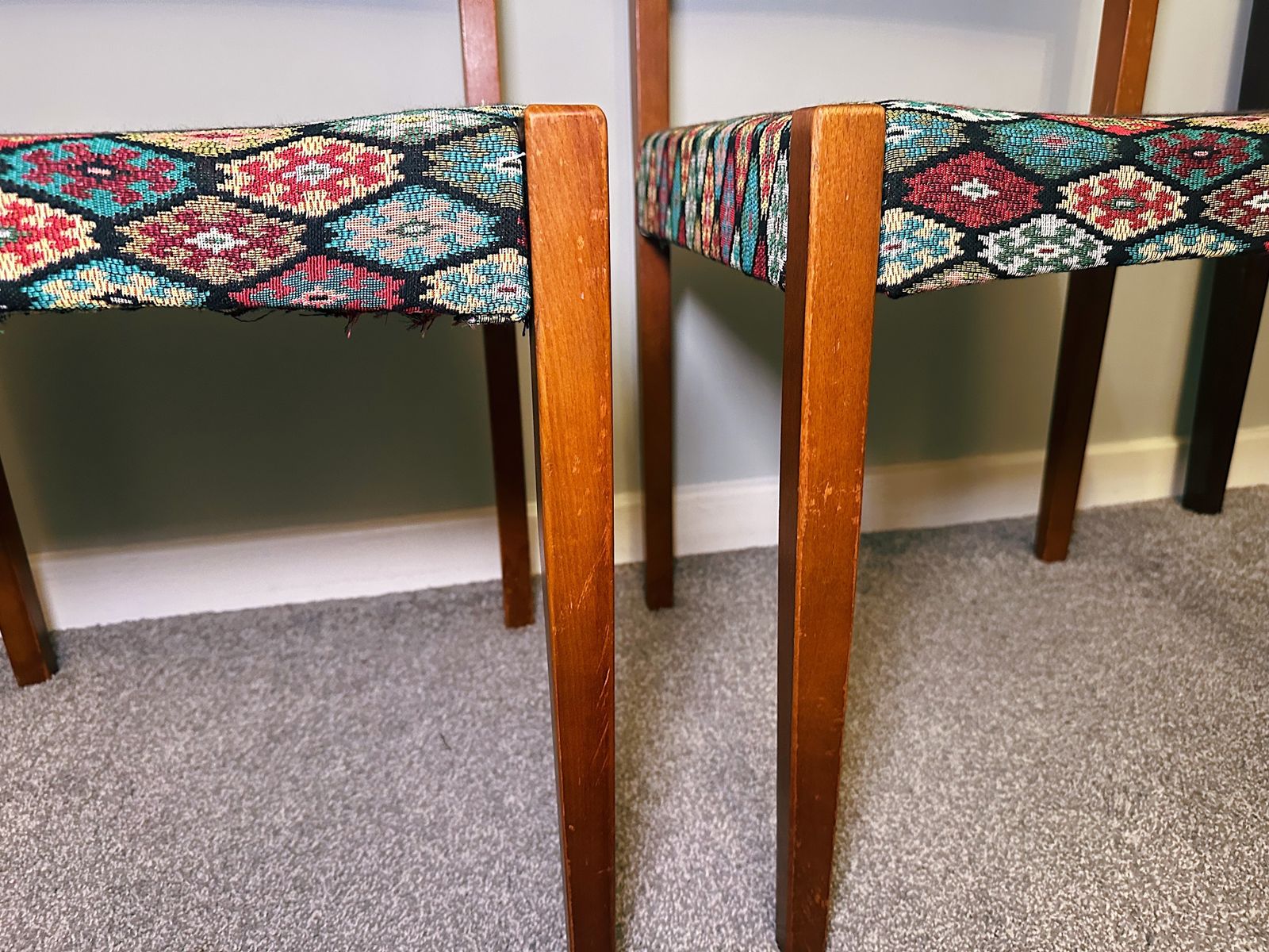 Set Of 4 Mid Century Teak Dining Room Chairs   Professionally Restored / Reupholstered photo Furniture