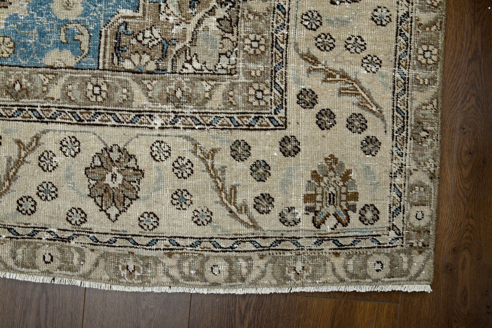 photo for sale Oversized Vintage Turkish Rug, Oushak Area Rugs, Handmade Wool Carpet