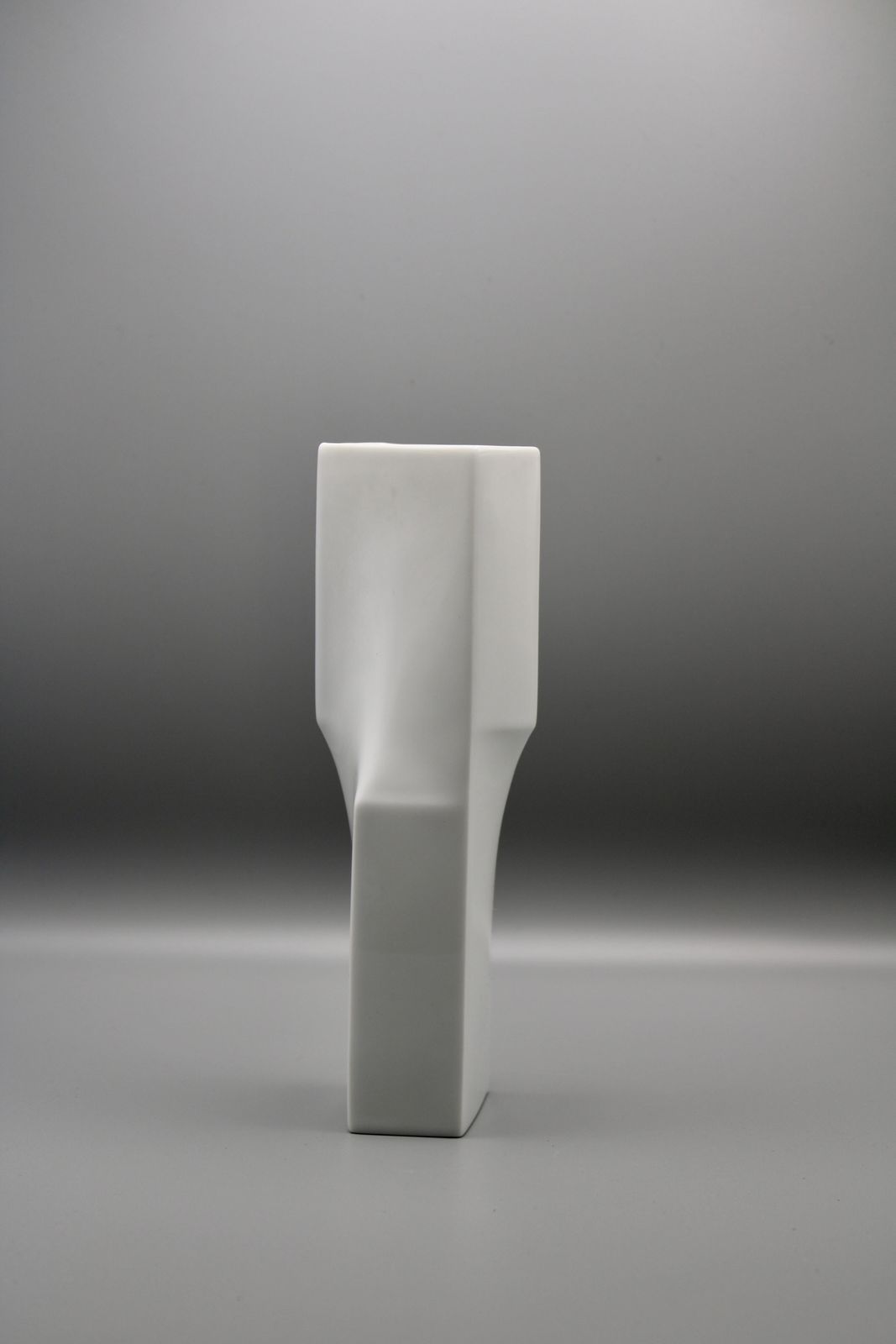 Pair Of Rare Rosenthal Vases By Jeroen Bechtold photo vinterior