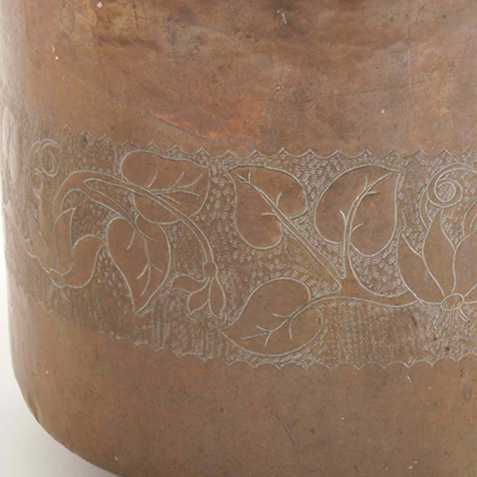 Late 18th Century Art Nouveau Tuscany Copper Bucket Embossed And Hand Engraved photo vinterior