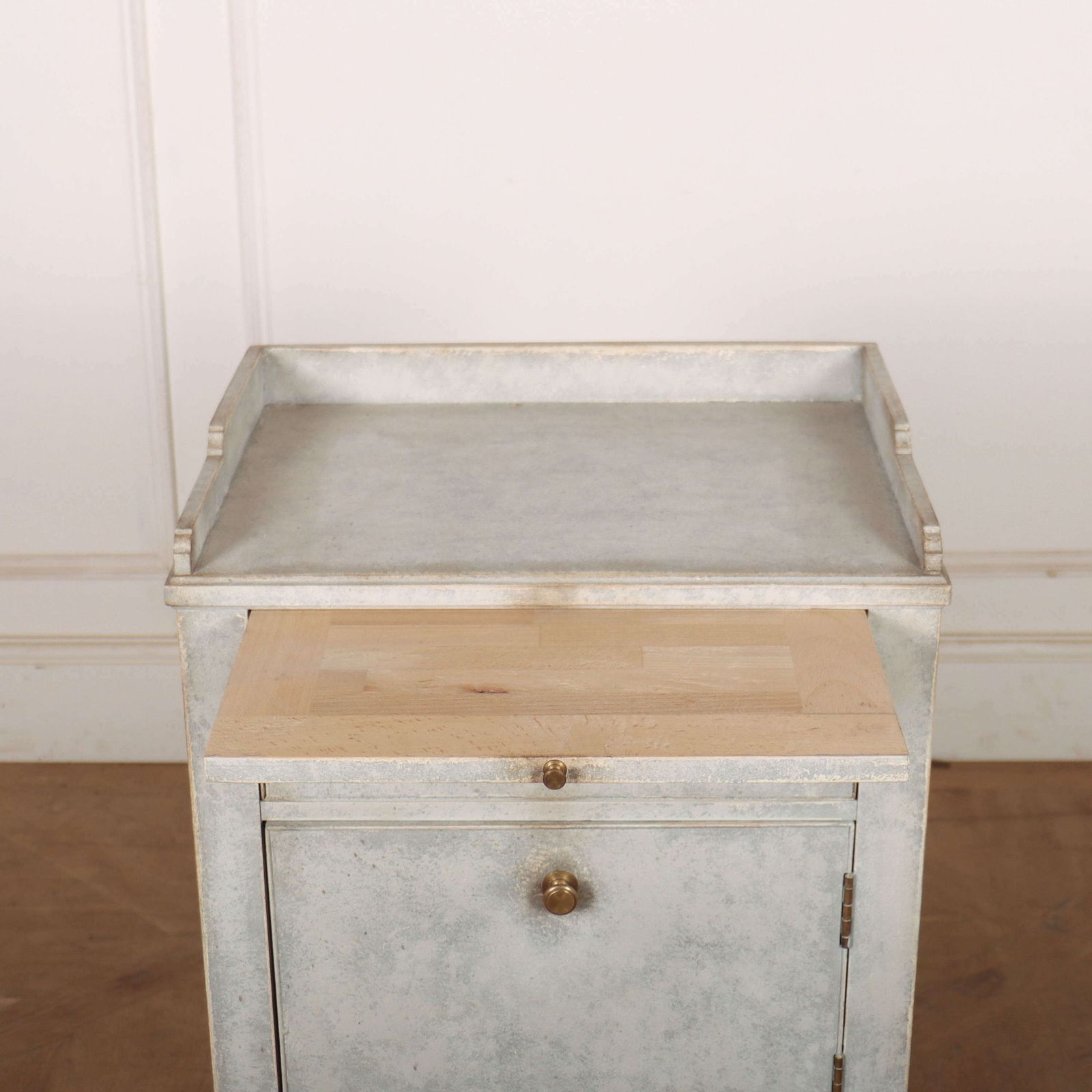 Swedish Painted Bedside Cabinet photo vinterior