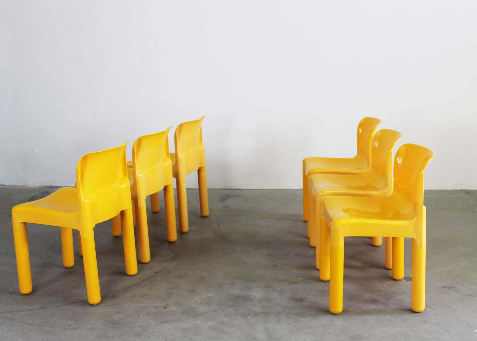 Carlo Bartoli Set Of Six 4875 Chairs In Plastic By Kartell 1980s photo buy