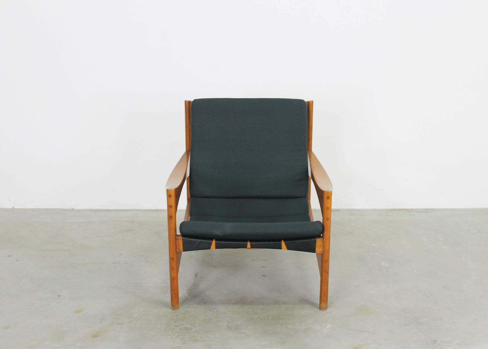 Franco Bettonica P 40 Armchair In Walnut And Fabric By Poltronova 1960s photo Furniture