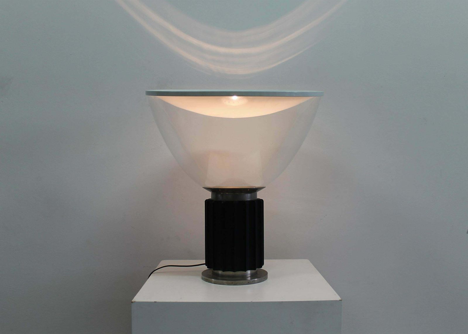 photo for sale Achille & Pier Giacomo Castiglioni Taccia Black Table Lamp By Flos 1970s