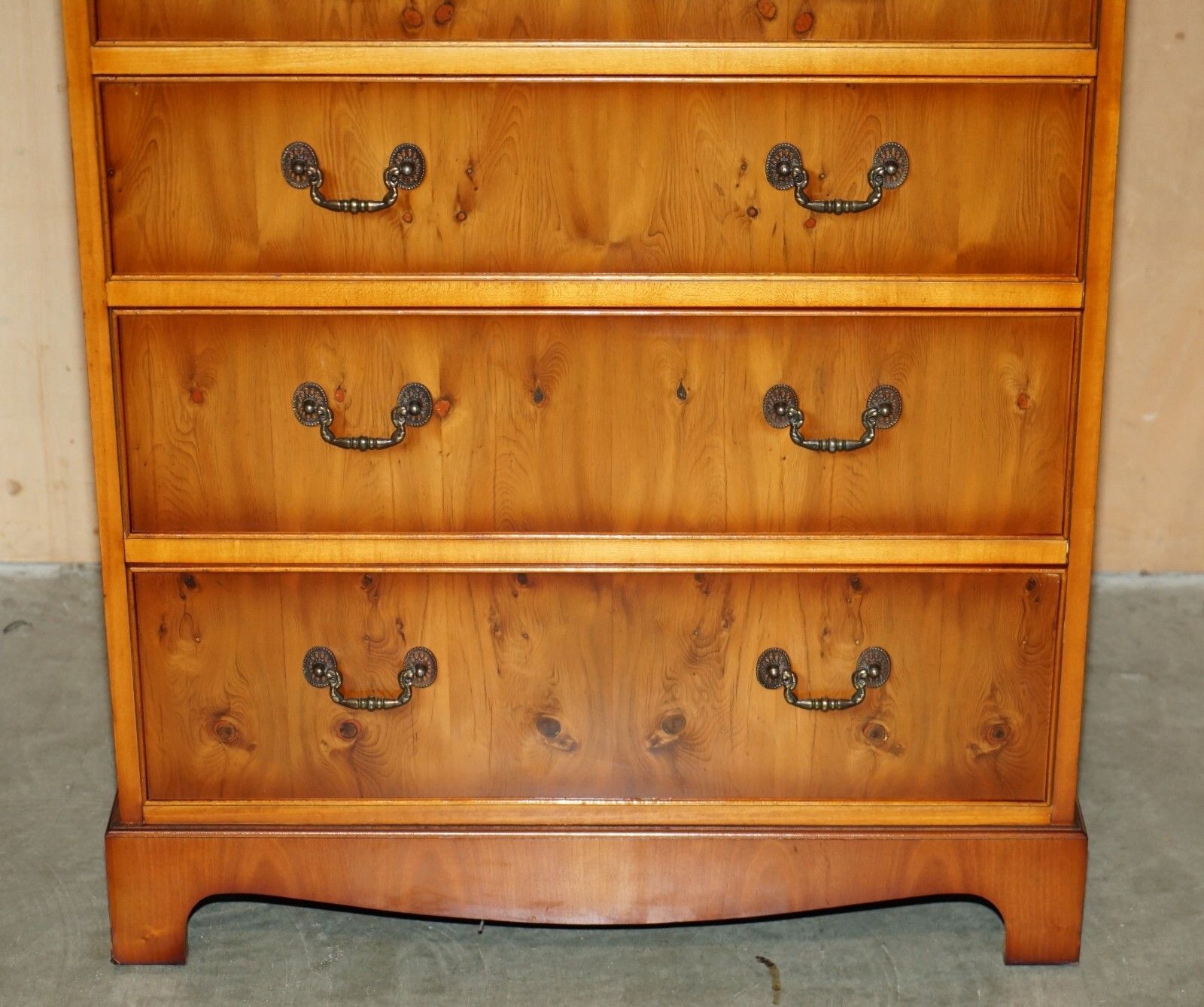 Pair Of Very Large 110cm Tall Sheraton Revival Burr Walnut Chests Of Drawers photo vinterior