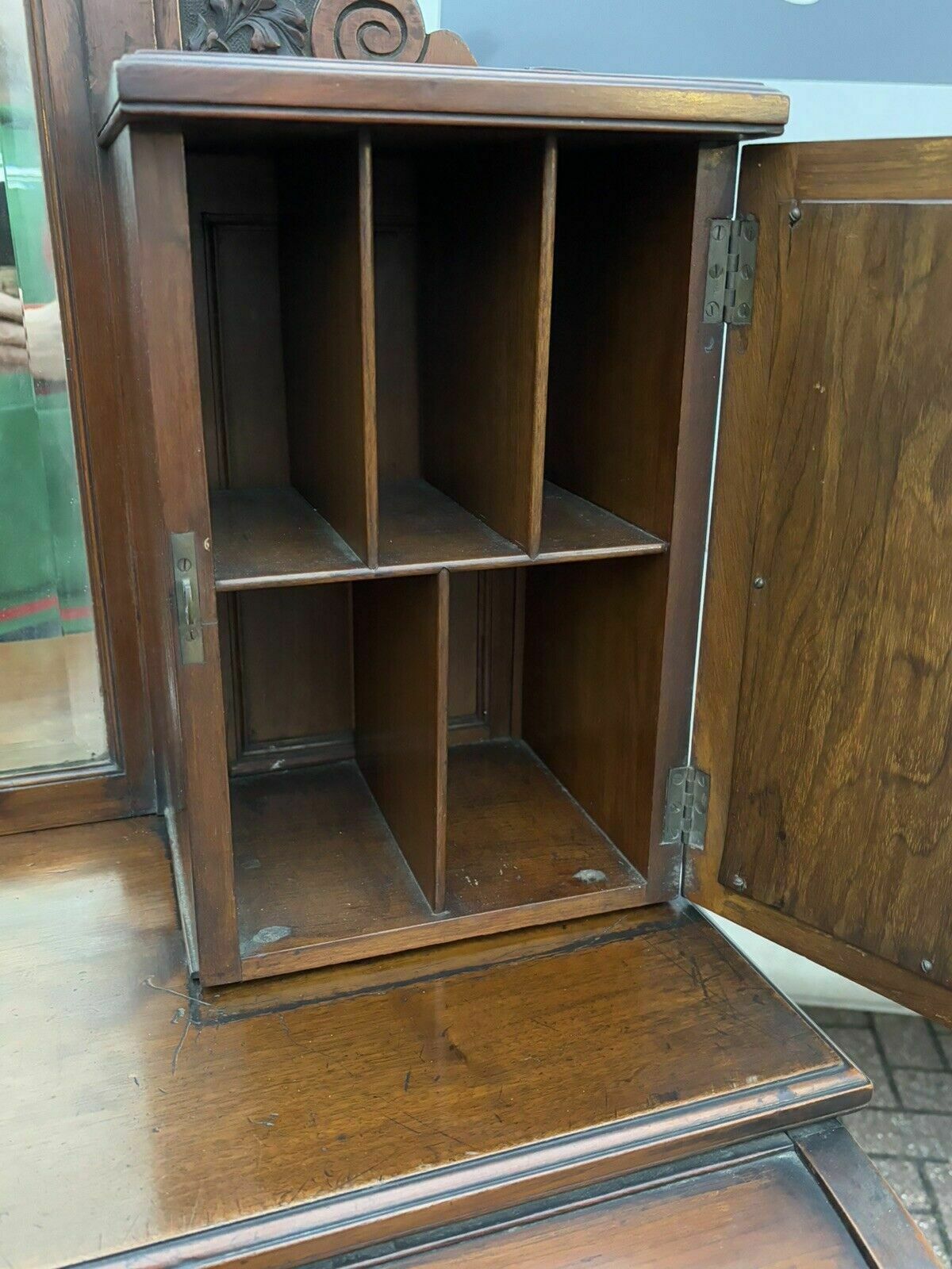 photo furniture Victorian Satin Walnut Roll Top Desk With Fitted Interior , Loads Of Storage.