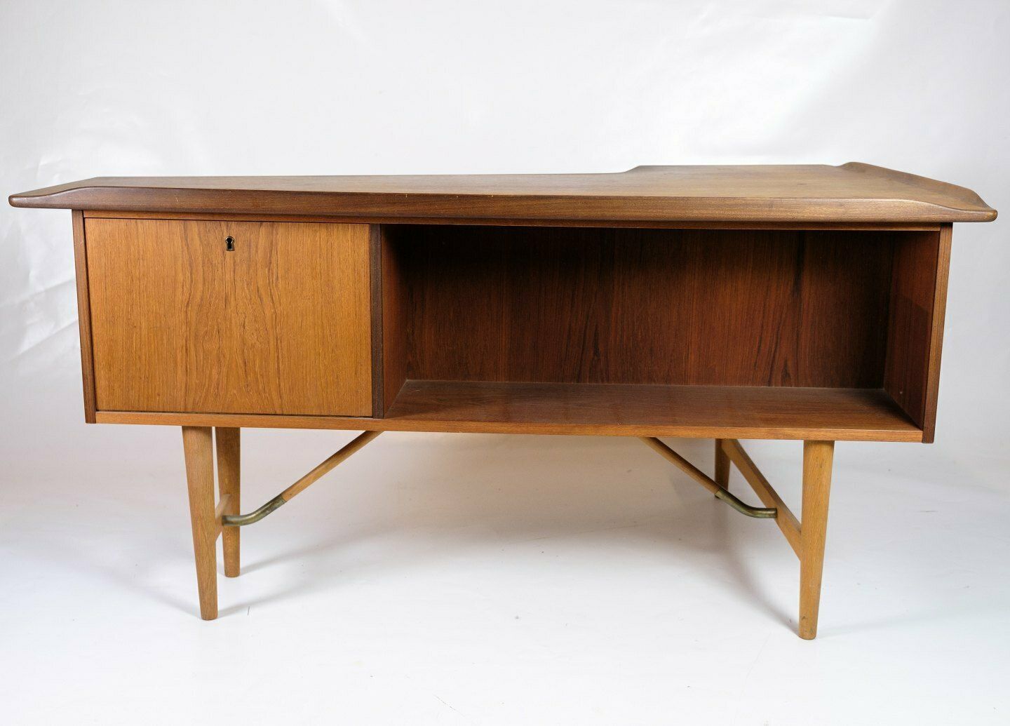 Boomerang Desk In Teak & Brass By Peter Løvig Nielsen For Hedensted Furniture Factory From 1960s photo buy