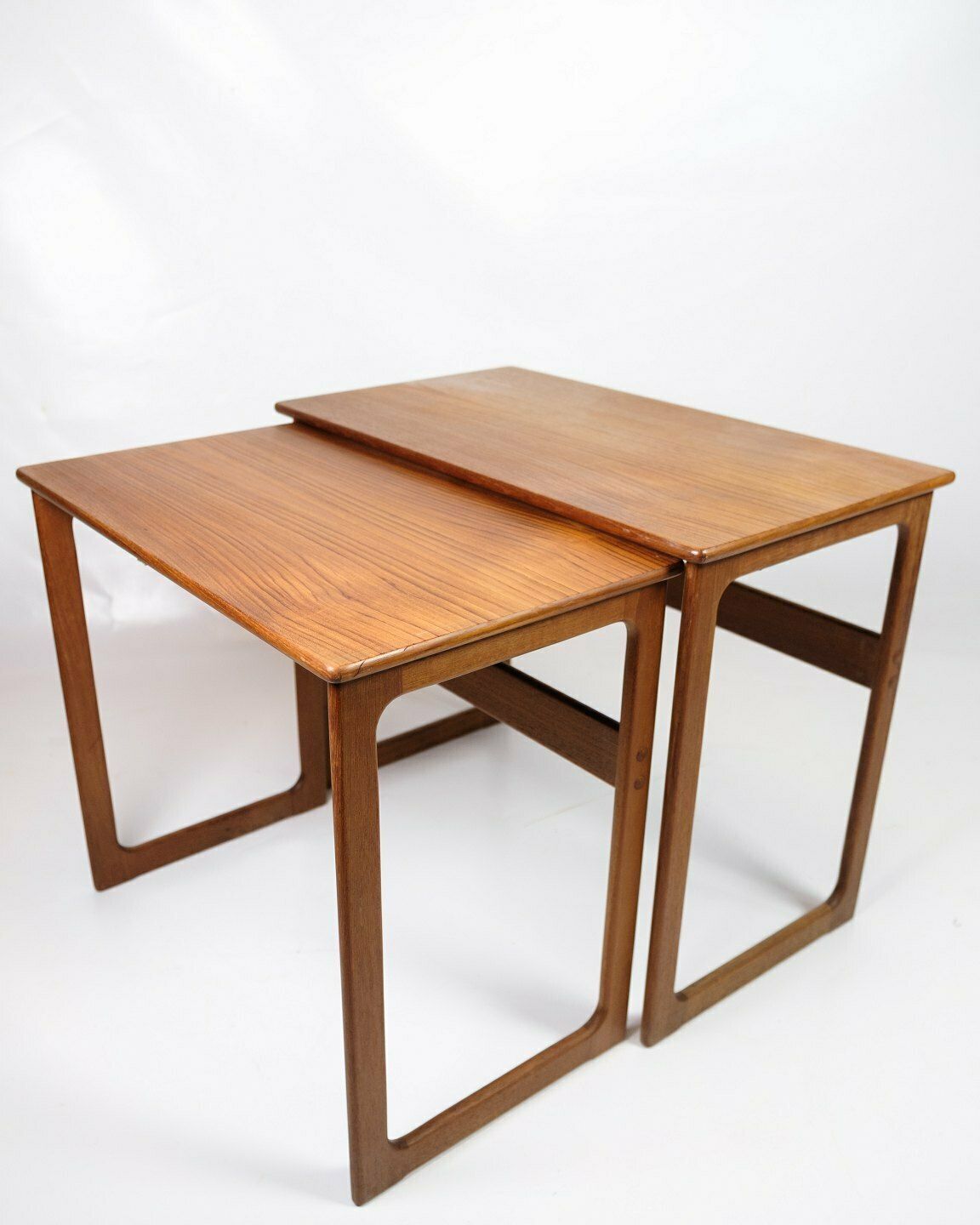 Set Of 2 Nesting Tables Model 219 In Teak  By Johannes Andersen & Illum Wikkelsø For Cfc Silkeborg From 1960s photo furniture