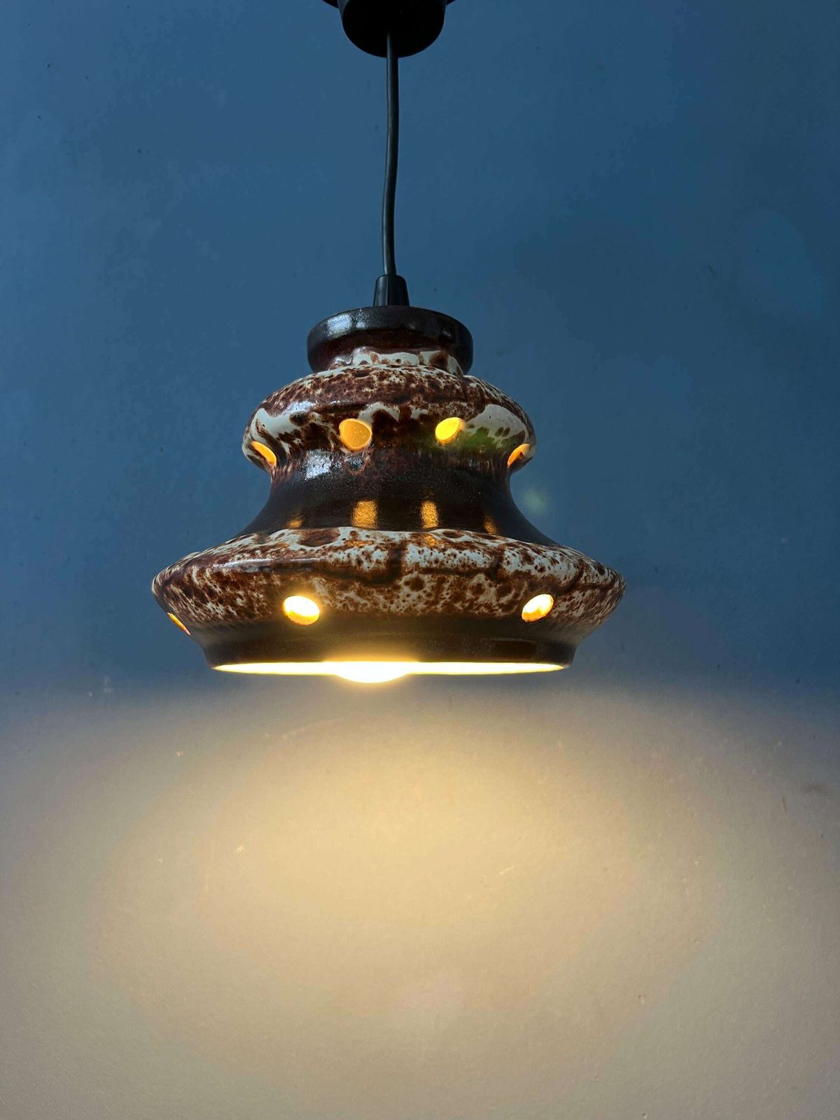 Bruine En Beige Keramieken Fat Lava Hanglamp, West Duitsland photo 199.0