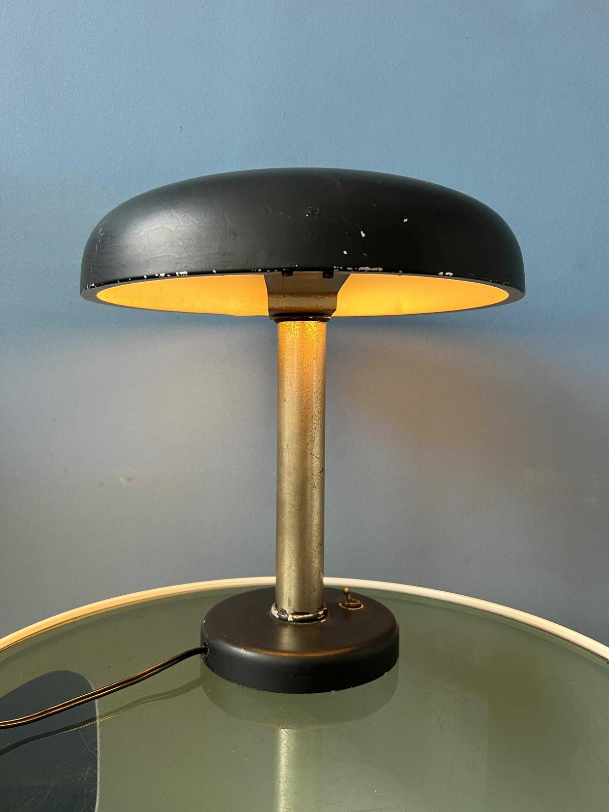 Zwarte Bauhaus Bureaulamp Uit De Jaren 1930 photo furniture