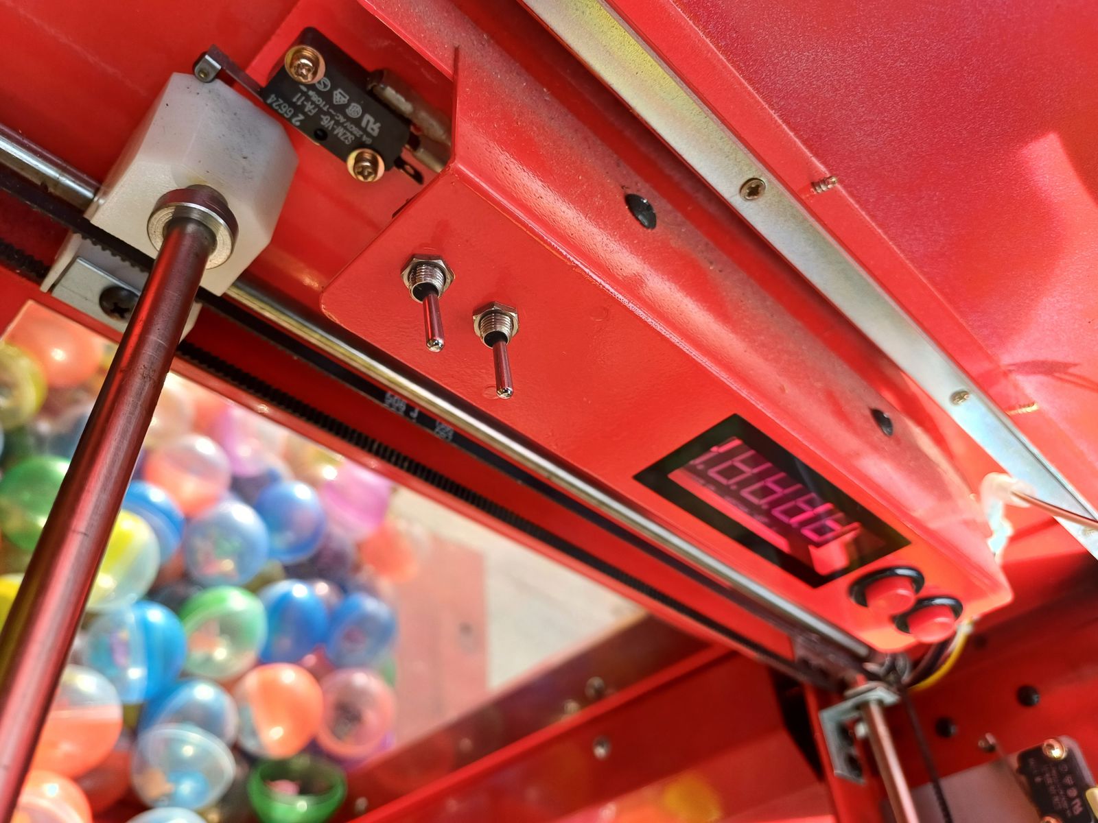 Home Decor Fairground Game “La Pince à Boules” photo