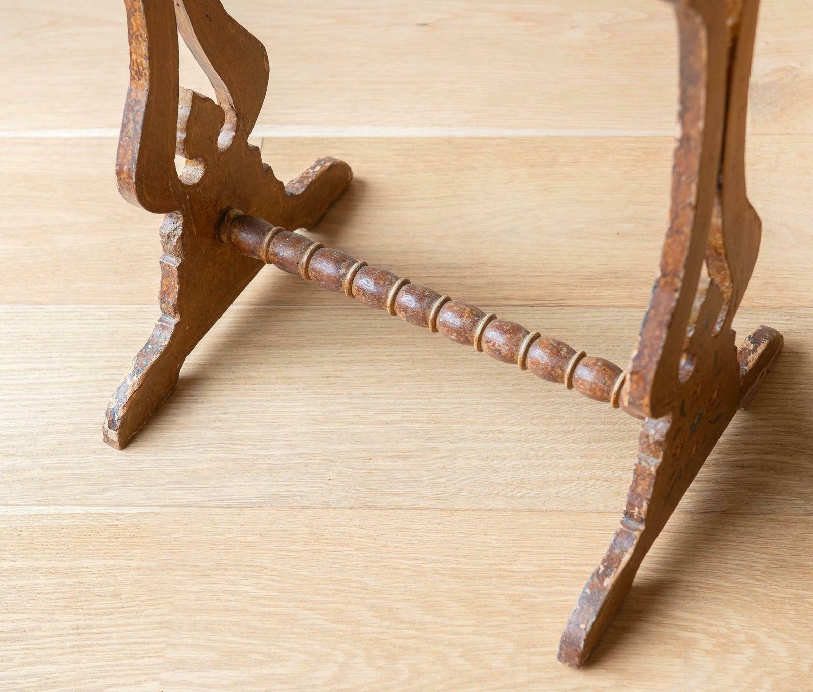 Antique Folk Art Table, Dutch Side Table With Carved Legs, 19th Century, Hand Painted Floral Coffee Table, Folklore Plant Stand photo vintage