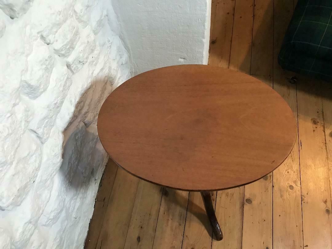 Mid Victorian Hand Made Tilting Side Table photo Furniture