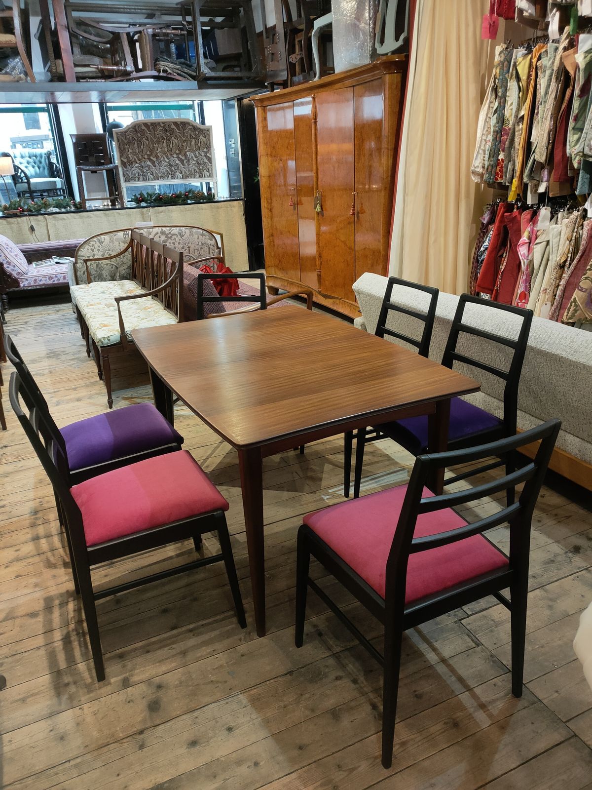 A Large Mid 20th Century Extending Dining Table Designed By Richard Hornby For Fyne Ladye photo vintage
