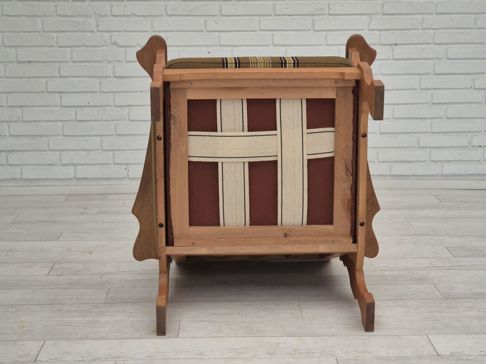 photo vintage 1970s, Danish Design, Club Chair, Original Very Good Condition, Furniture Wool Fabric.