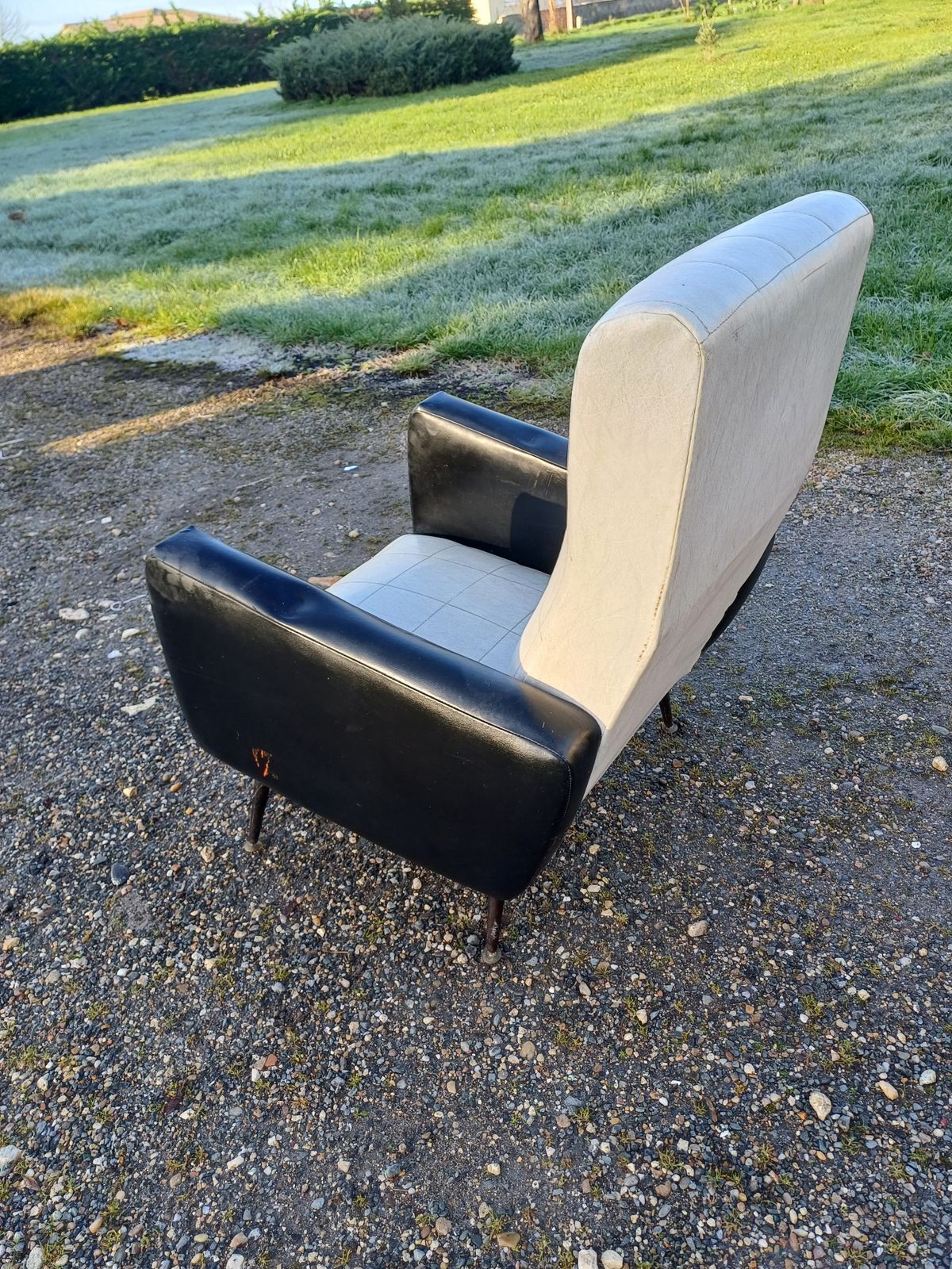 Vintage Rockabilly Armchair, 1970s photo Furniture
