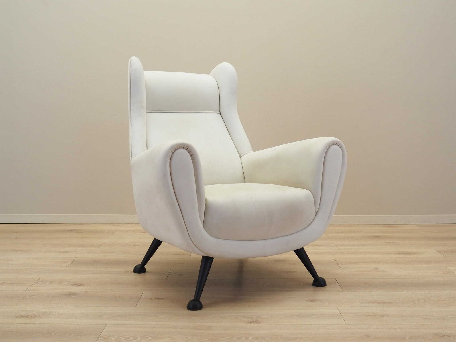 Lounge Armchair, Italian Design, 1980s, Production: Italy photo furniture