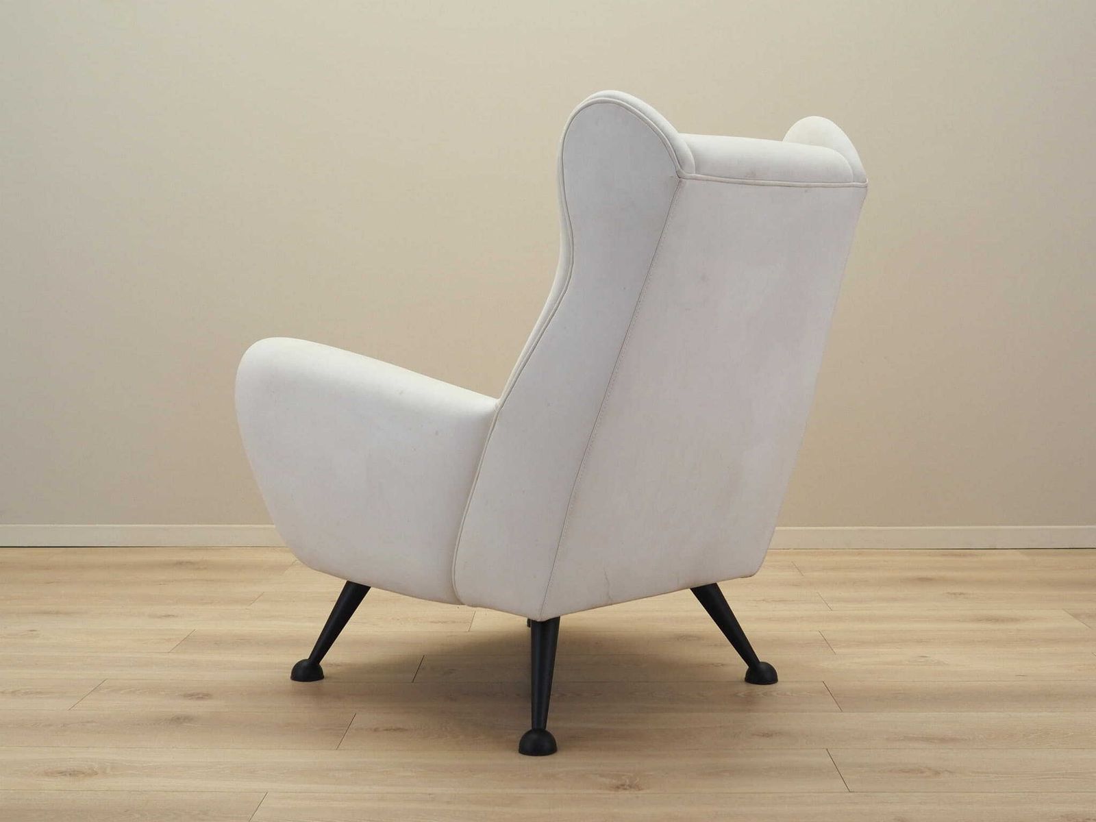 Lounge Armchair, Italian Design, 1980s, Production: Italy photo vinterior