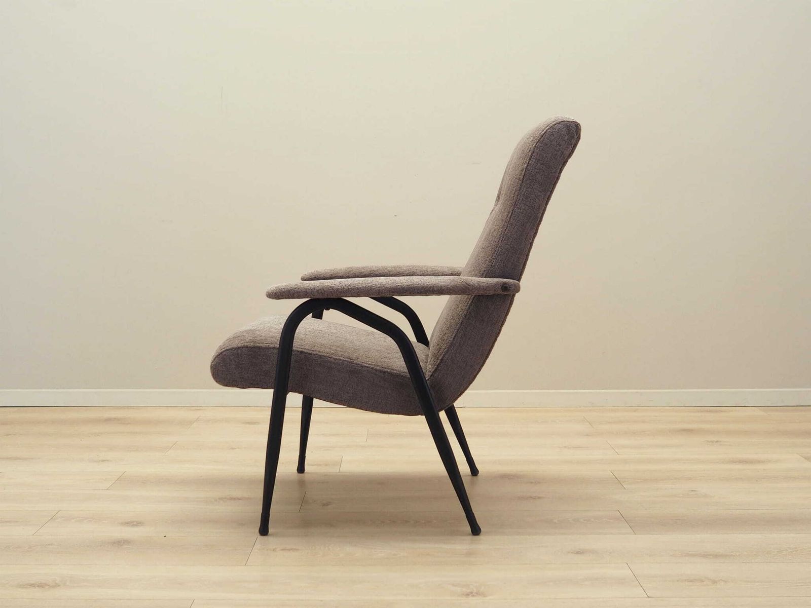 Grey Armchair, Italian Design, 1970s, Production: Italy photo 799.0