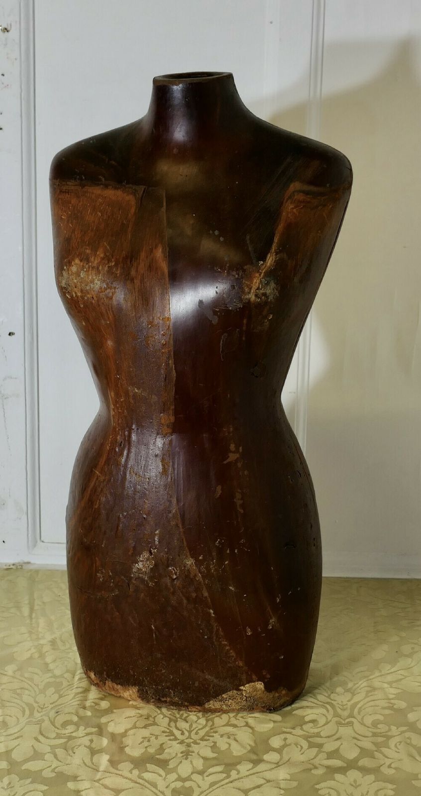 A Quirky Retro Faux Wooden Mannequin photo vinterior