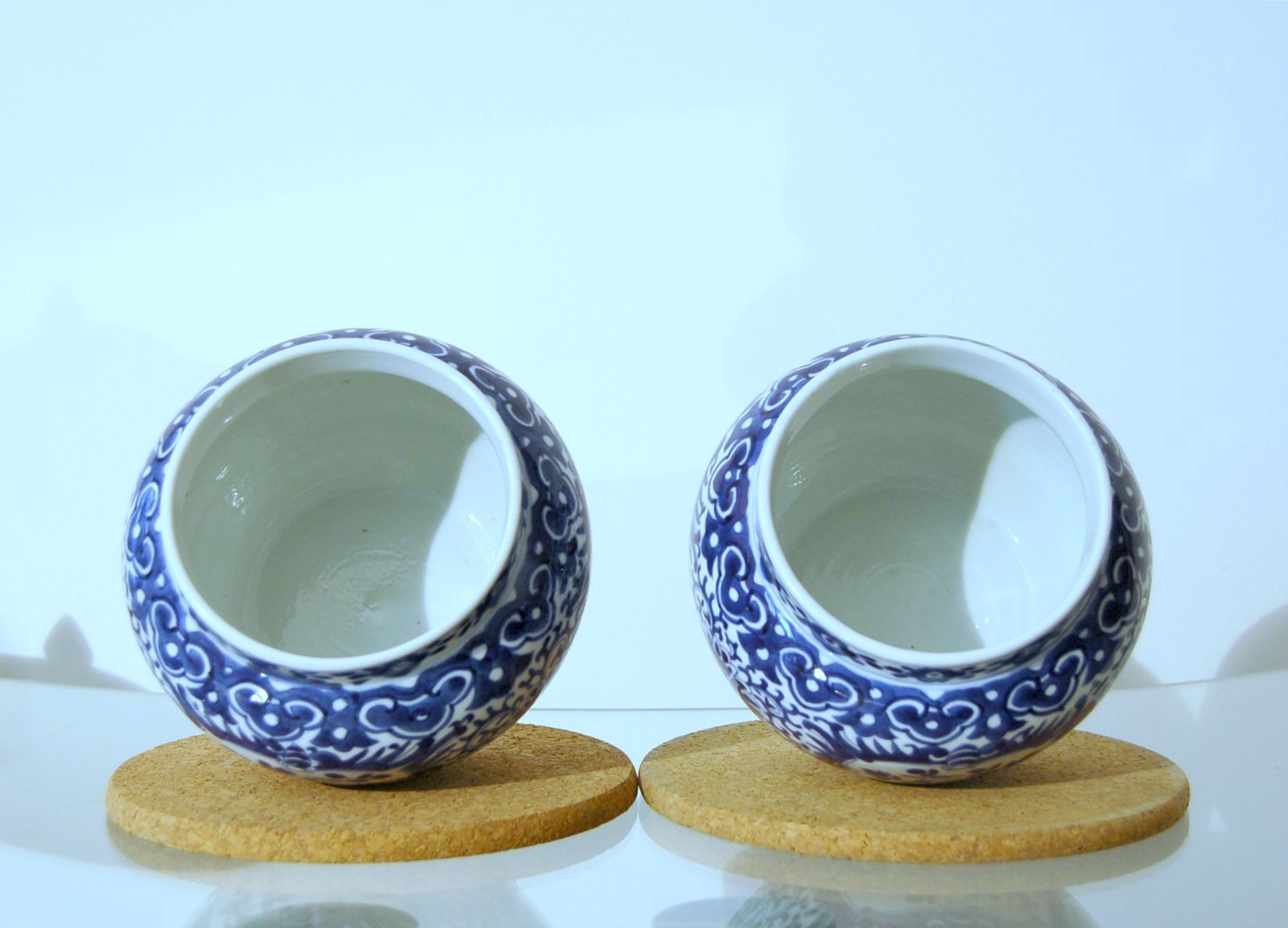 Pair Of Potiche Porcelain / China Marked Kangxi ( 1661 1722 ) Qing Dynasty 20th Century photo vintage