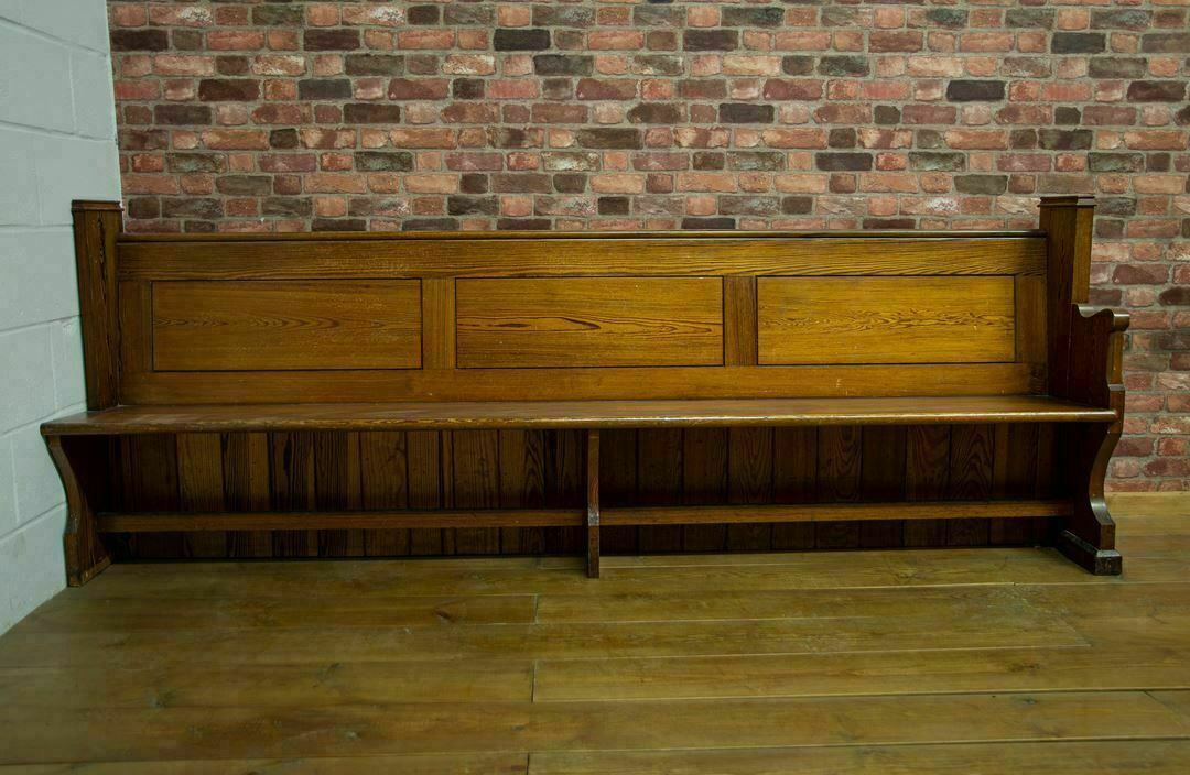 Large Antique Pitch Pine Church Pew photo vinterior
