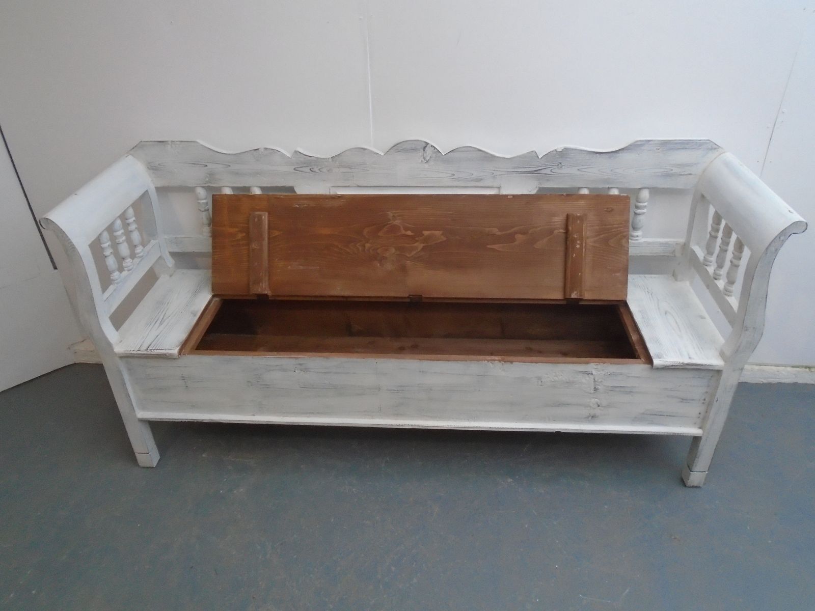 A White & Black Heart Motif Antique Pine 3 Seater Bench photo vinterior