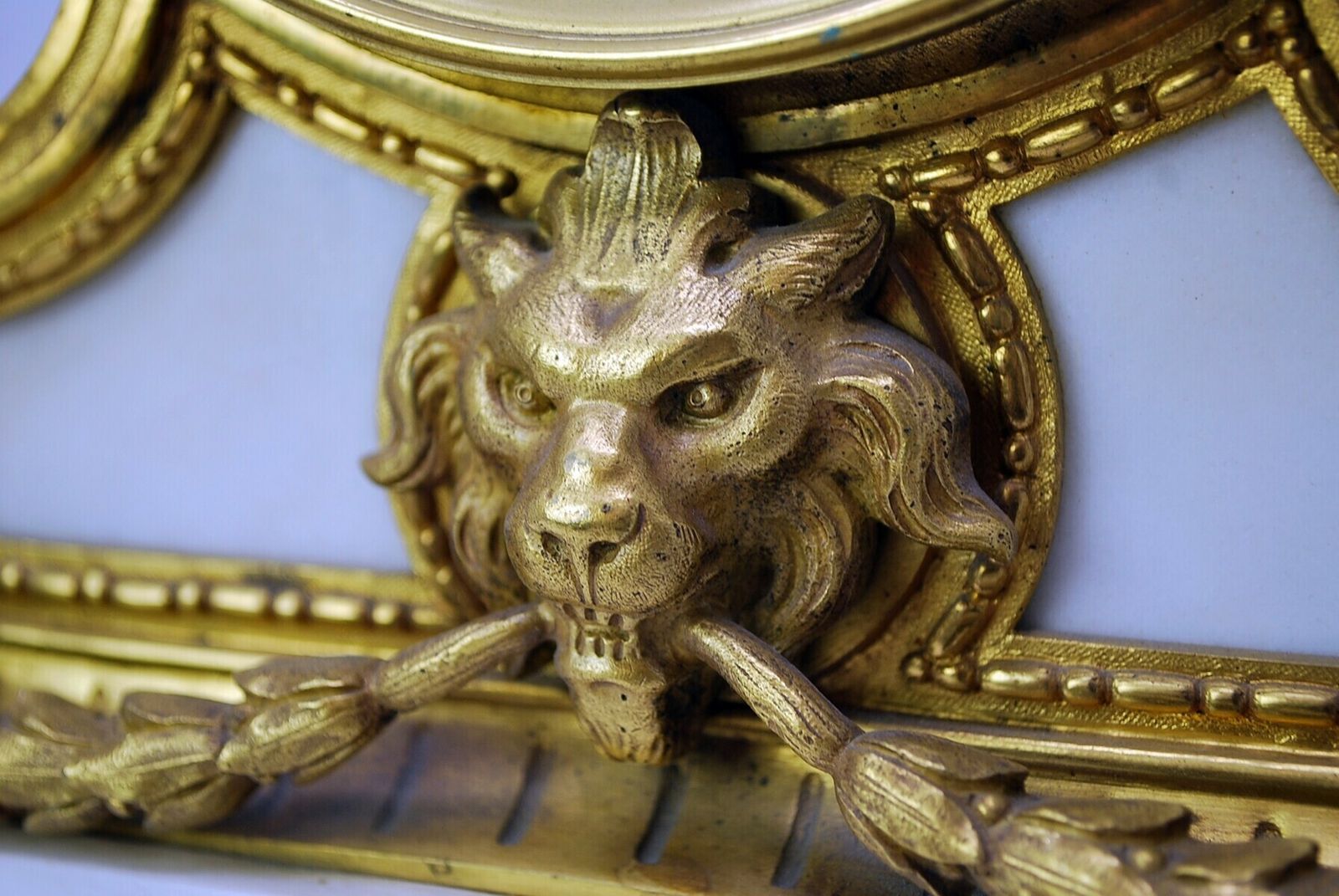 Louis XVI Clock In White Marble And Gilt Bronze photo vinterior