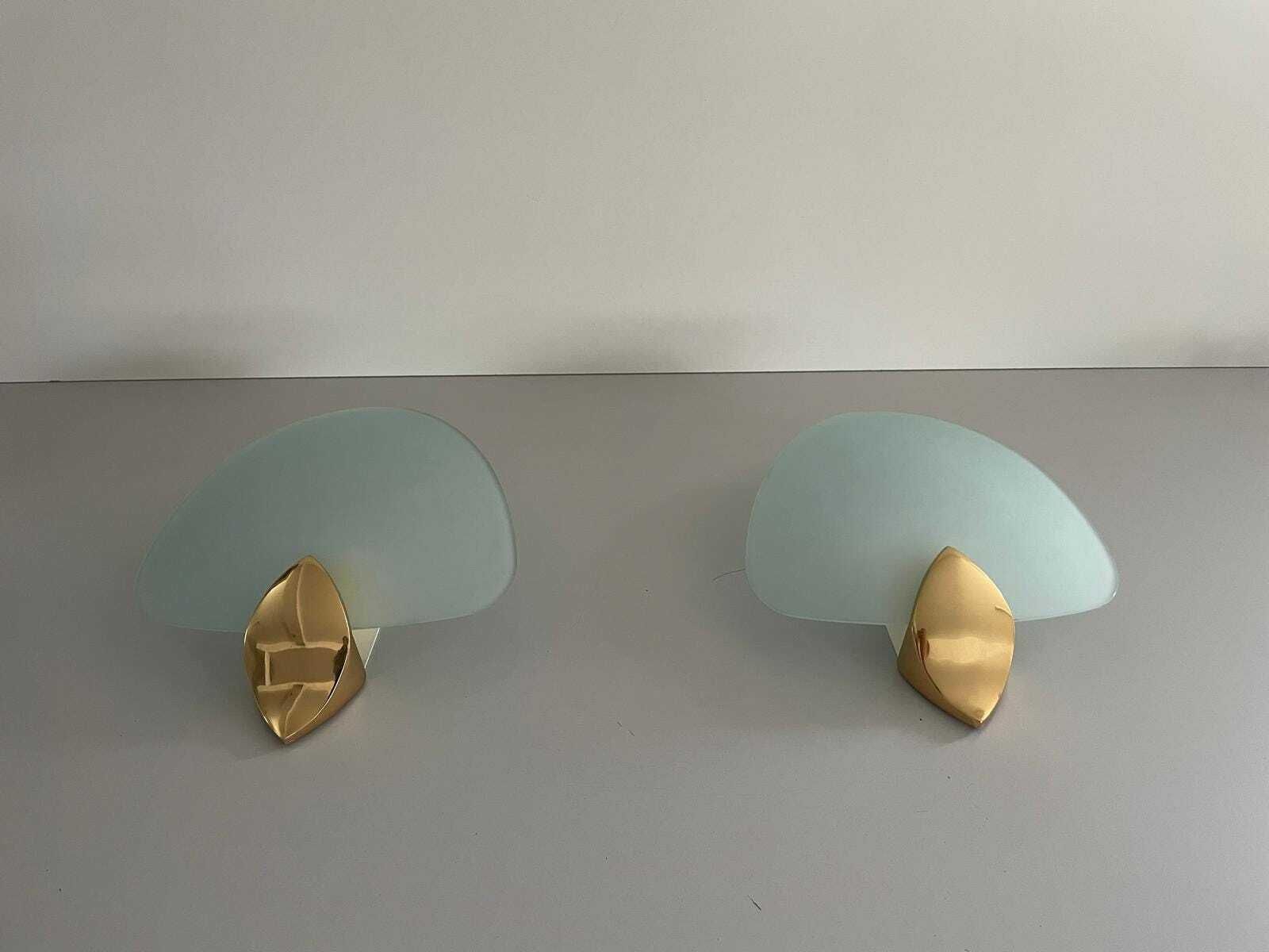 Italian Green Thick Glass Leaf Shaped Pair Of Sconces With Gold Details, 1970s, Italy photo vinterior