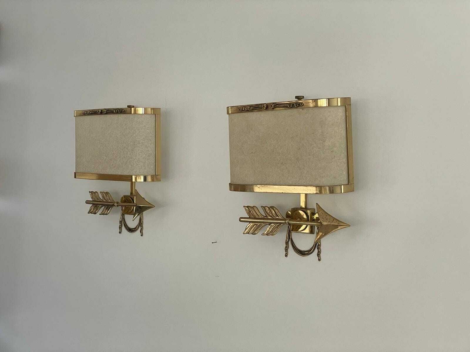 Mid Century Modern Brass Pair Of Arrow Sconces With Cocoon Shade, 50s/60s, Italy photo for sale