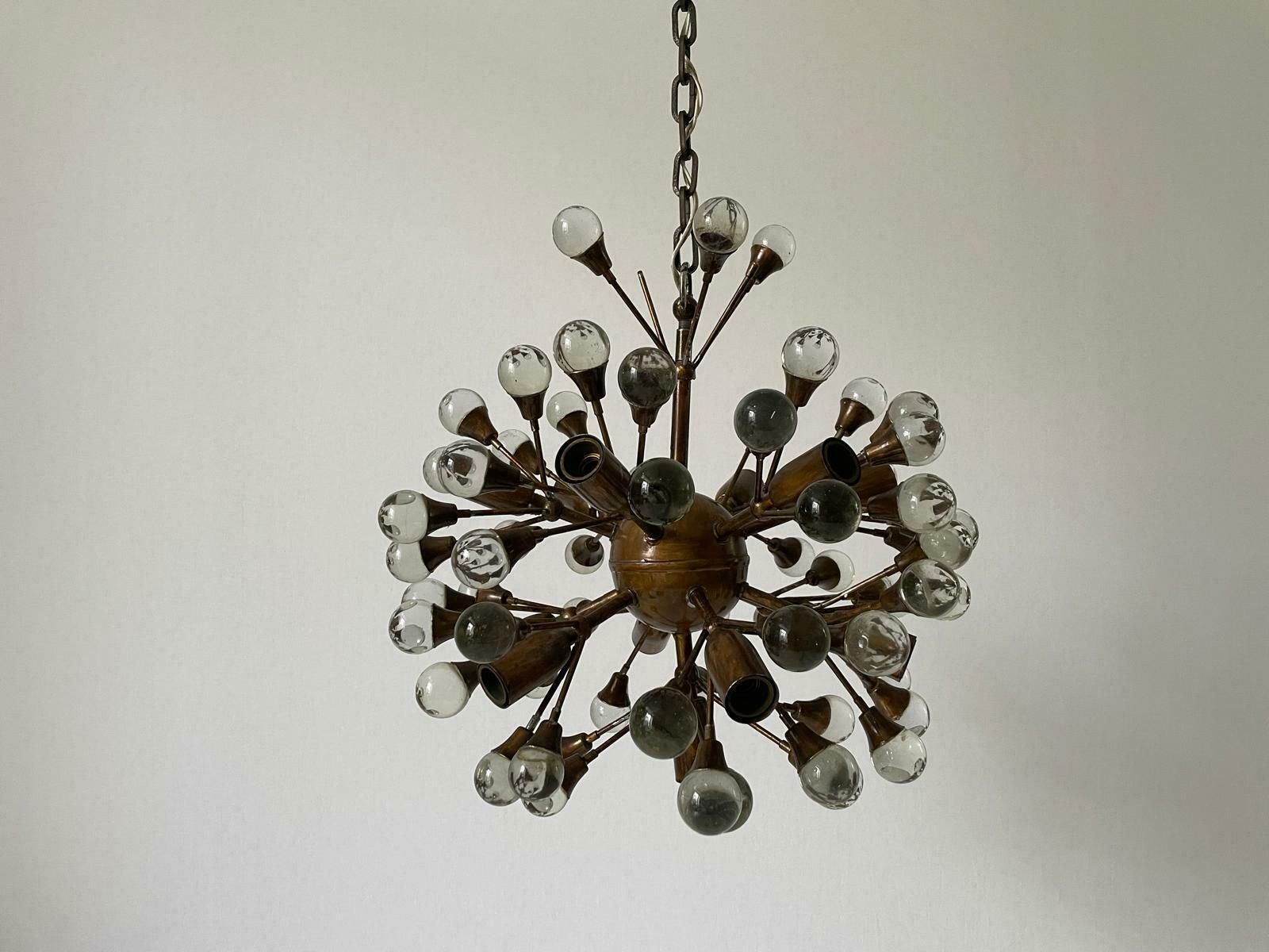 Wonderful 13 Armed Brass And Crystal Glass Atomic Chandelier By Vereinigte Werkstätten München, 1960s, Germany
