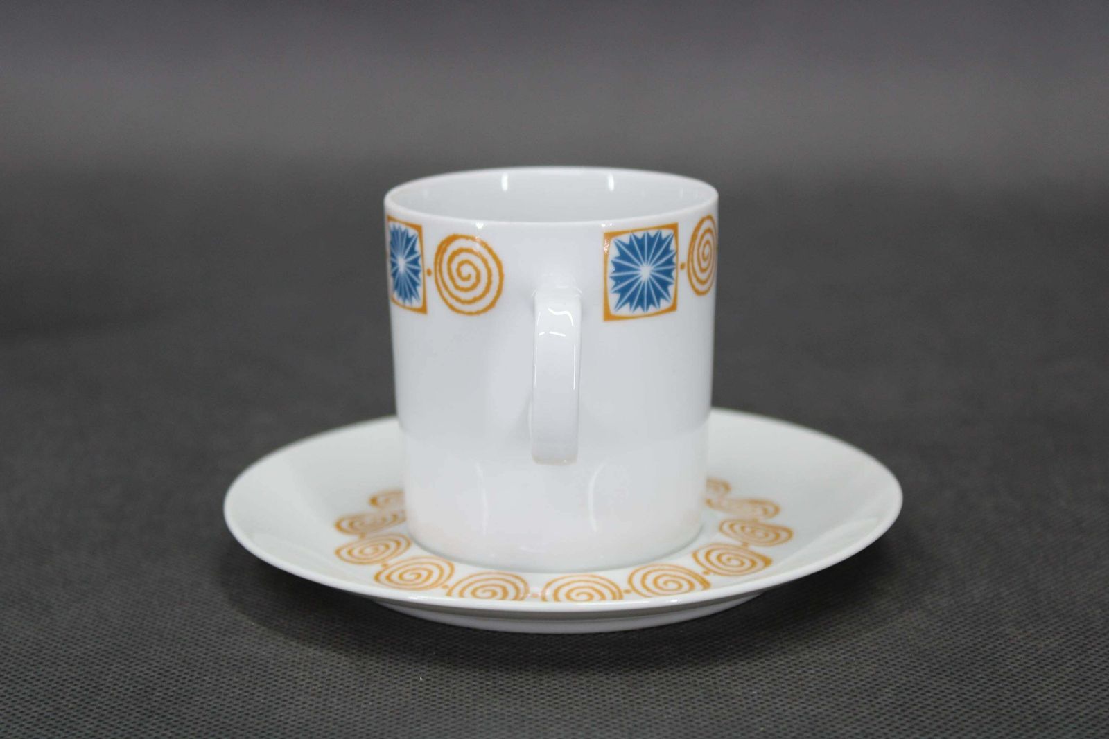 1964 Jaroslav Jezek Exlusive Porcelain Tea Set "Nefertiti", Czechoslovakia photo Home Decor