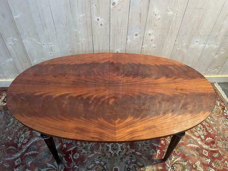 Table à Manger Ovale De Style Louis XVI Acajou Et Laiton photo 900.0
