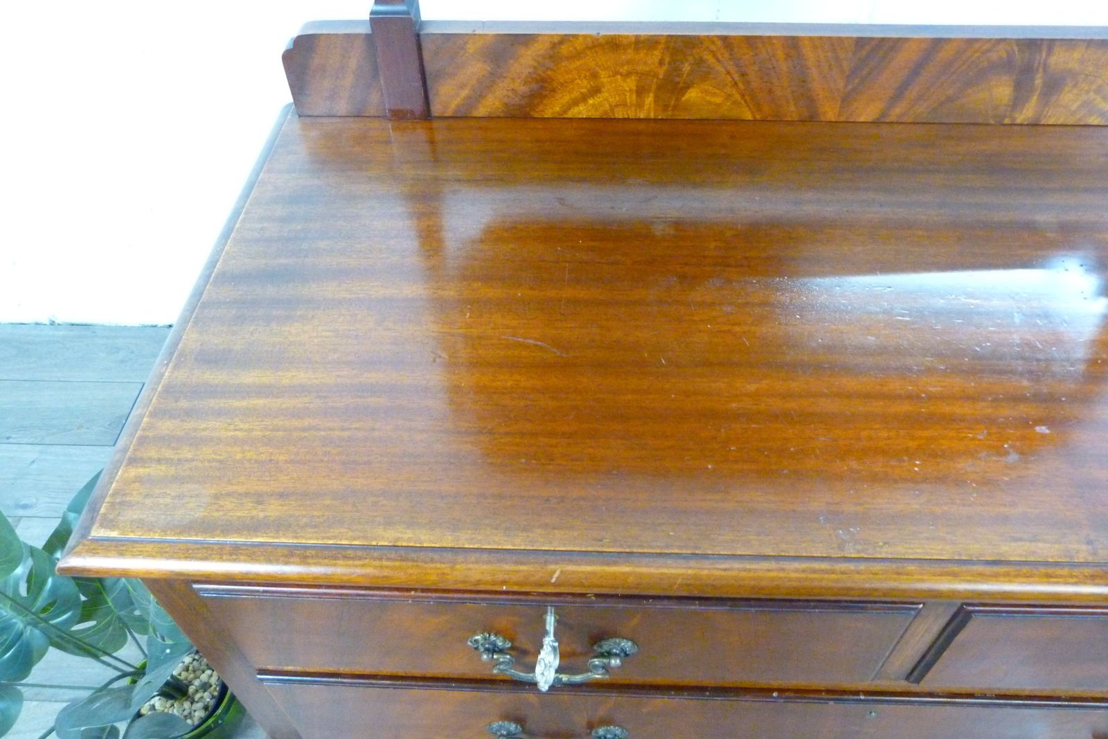 Early 20th Century Mahogany Dressing Table On Cabriolet Legs photo 650.0