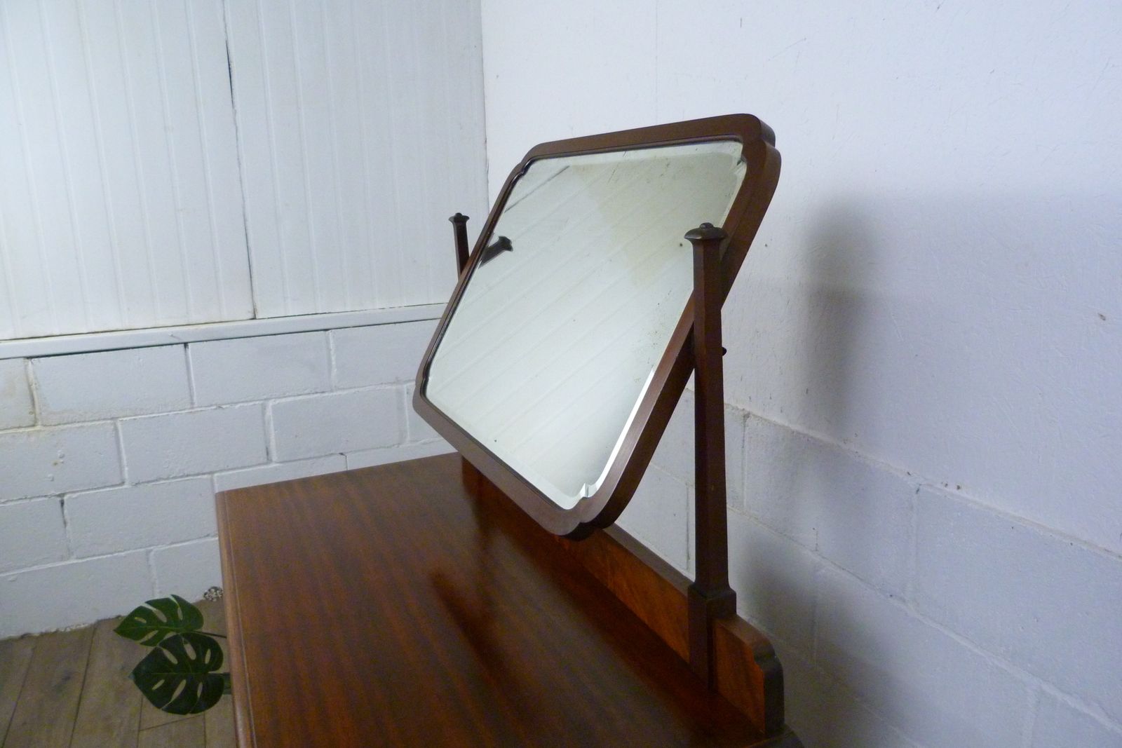 Early 20th Century Mahogany Dressing Table On Cabriolet Legs photo buy