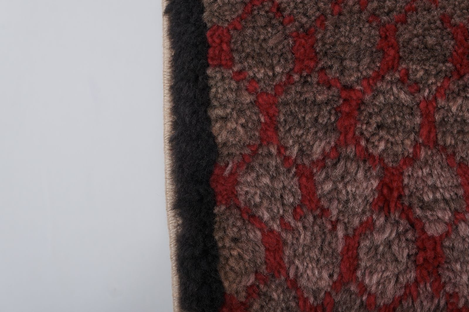 photo furniture Vintage Wool Gray Red Turkish Tulu Rug 3'5'' X 5'9''